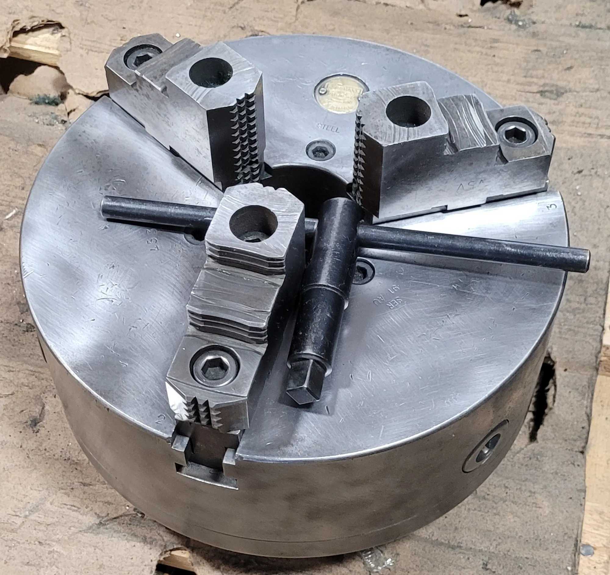 10” Bergmans 3 Jaw Chuck D1-6 With Chuck Key - Precision Machining Tool - MACHINING ACCESSORIES & TOOLING