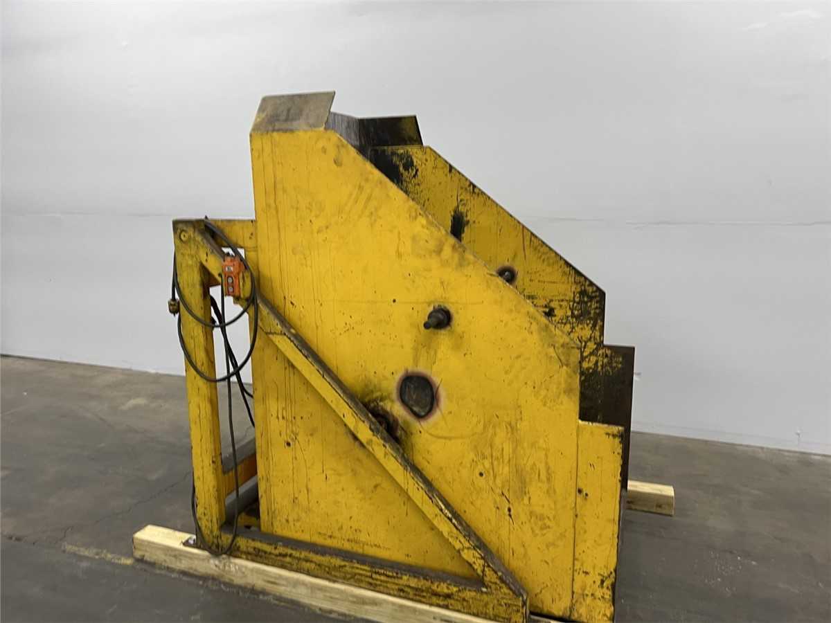 Econo Lift Limited SD48-20 36" Box Dumper, 2000 lb Capacity, 1 HP Power - DUMPERS