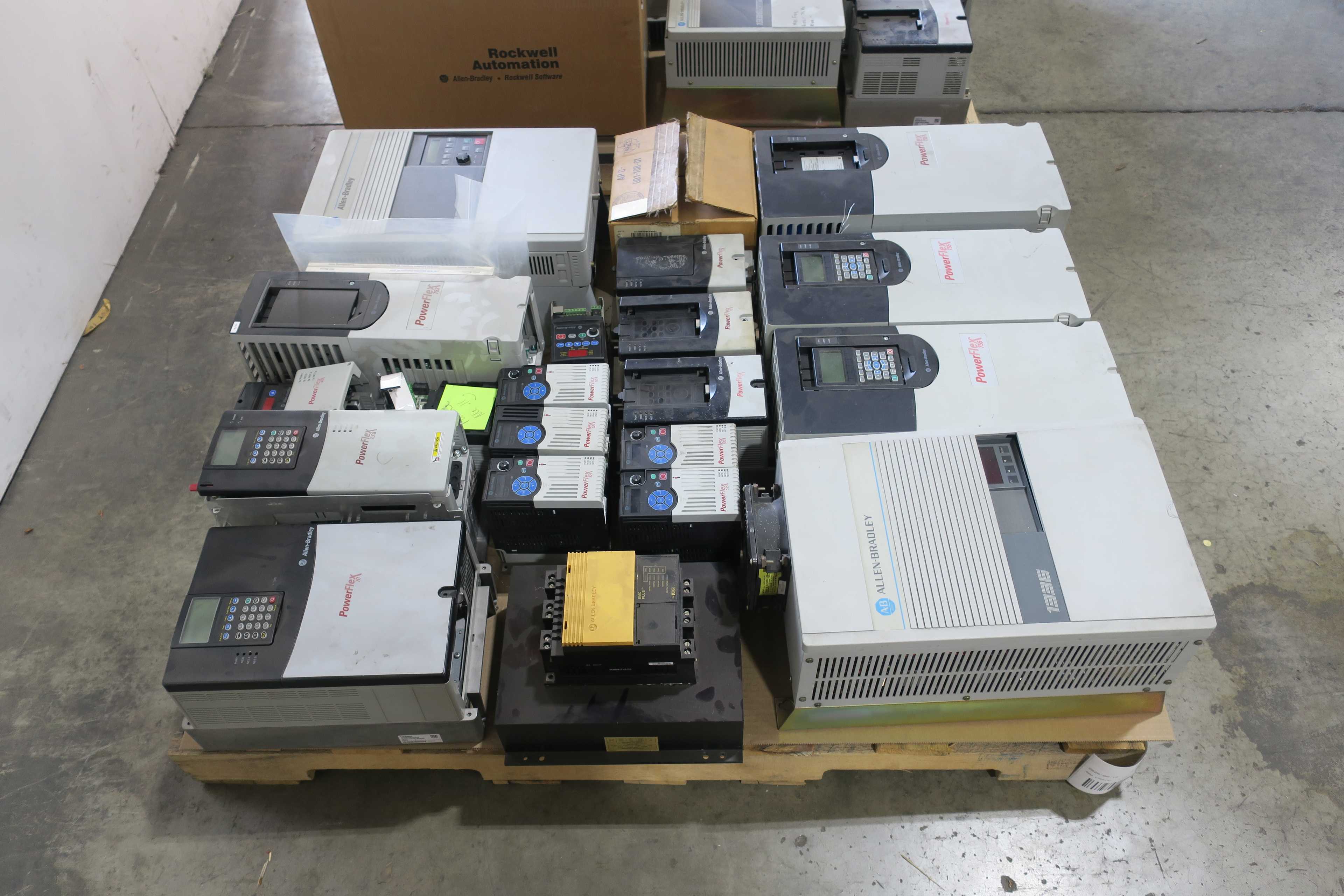 SKU 1785152 - 2 Pallets Of Assorted Allen Bradley Motor Drives - MOTOR DRIVES