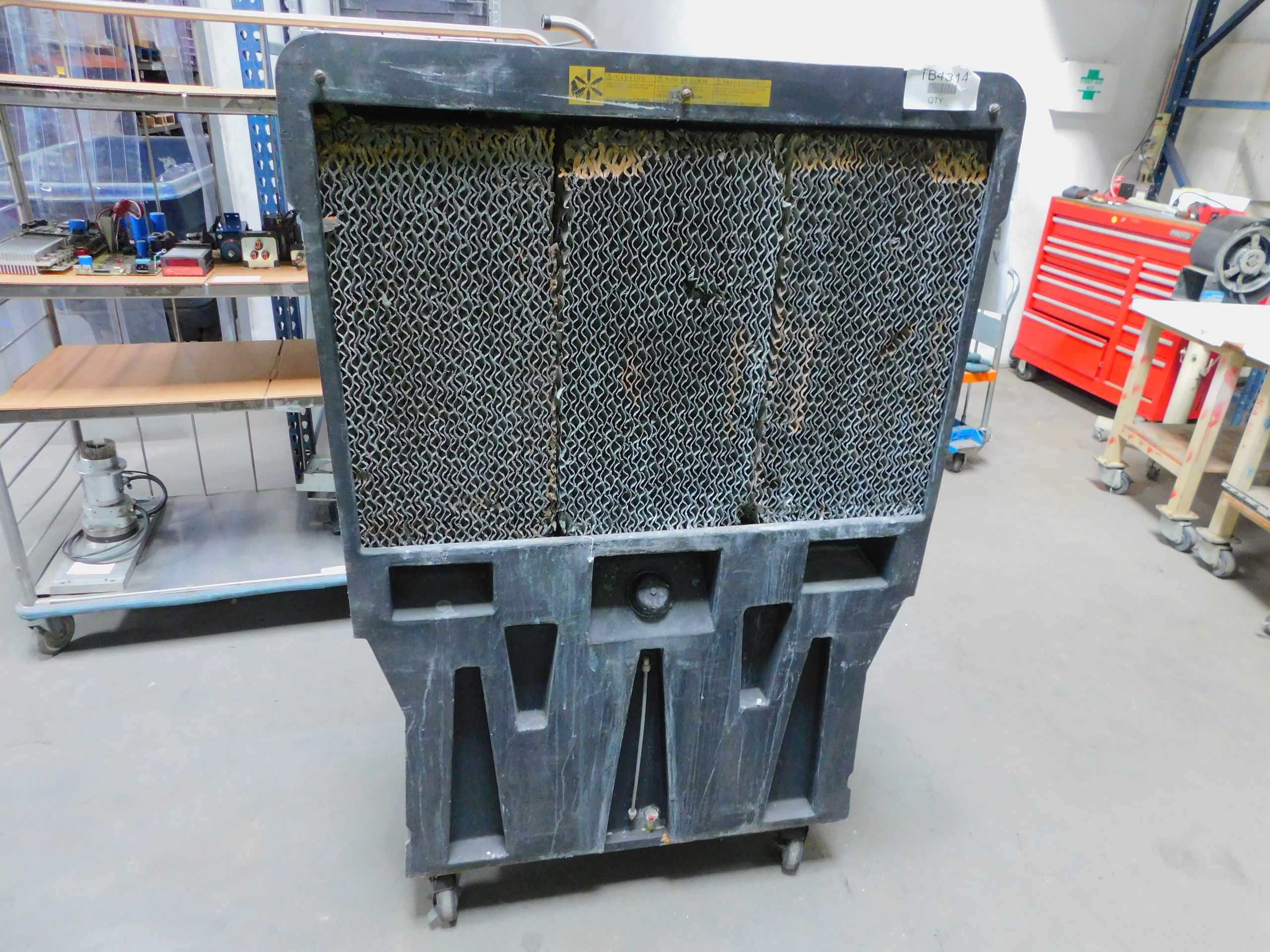 Portacool PAC163SVT Outdoor Portable Evaporative Cooler 3900 CFM 3-Speed for 900 Sq Ft - HVAC EQUIPMENT