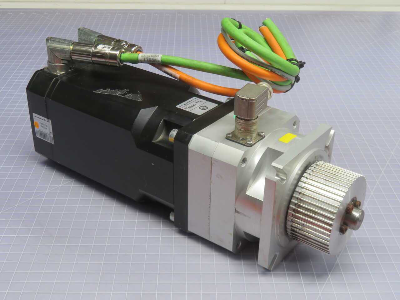 JENEAR ANTRIEBSTECHNIK (JAT) 110B32-0700-DM8LD-AA JENAER ANTRIEBSTECHNIK 110MM-FRAME AC SERVO MOTOR - SERVO MOTORS