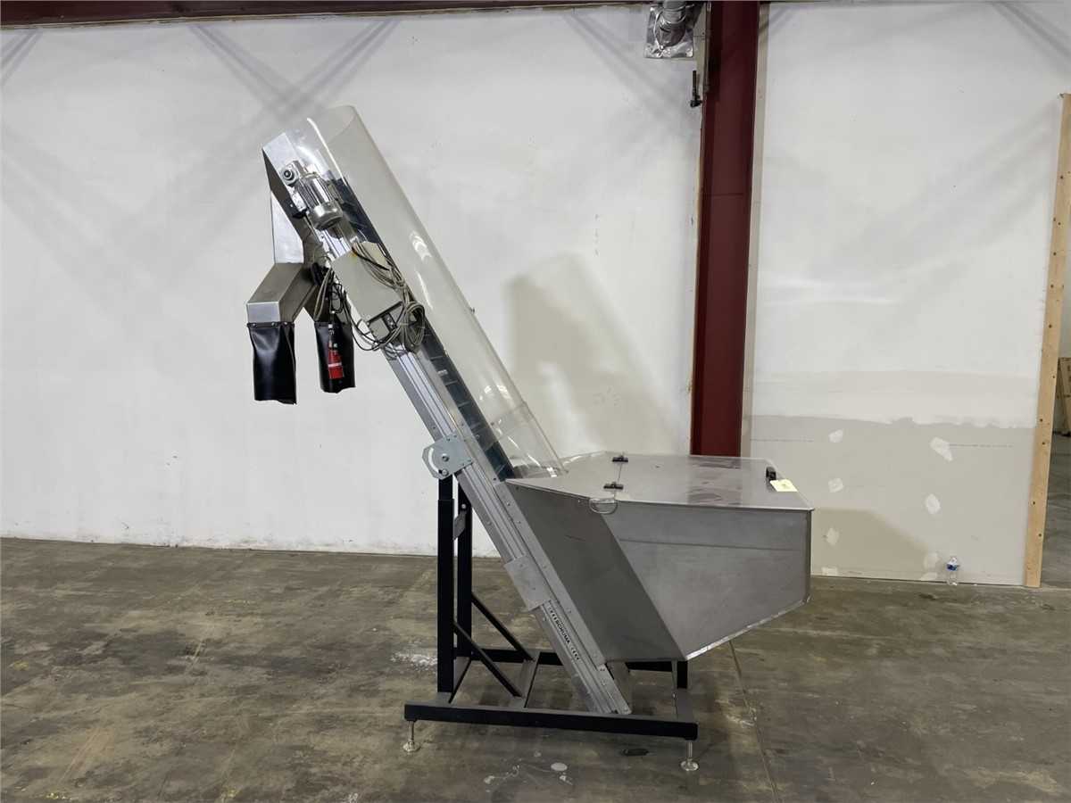 Schuma Elevator Hopper Conveyor With Diverter - BELT CONVEYOR