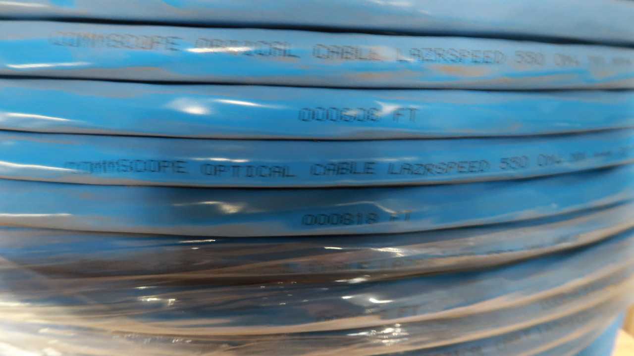 COMMSCOPE P-072-MP-5K-F12BL FIBER OPTIC CABLE 72 FIBER MULTI MODE OM4 846 FT T147647 - FIBER OPTIC CABLE