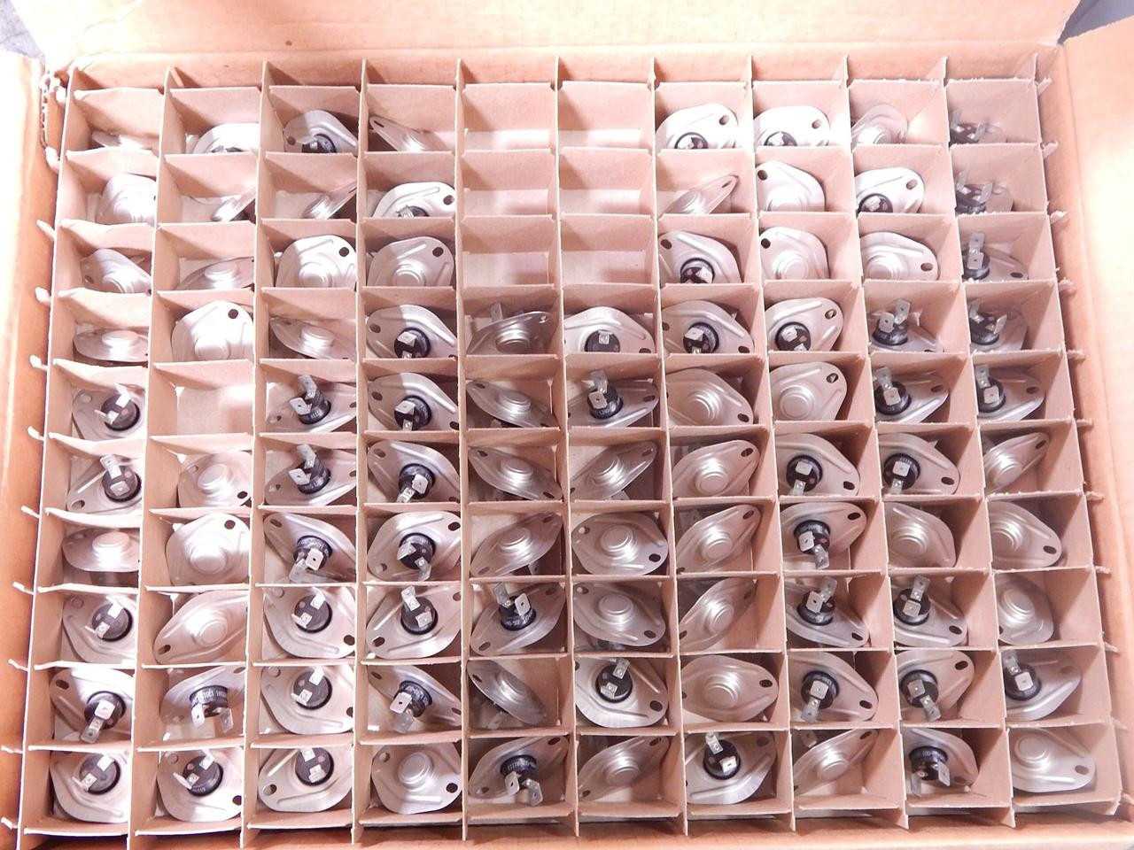 LOT OF 393 OEM L240-50F LIMIT SWITCH T118287 - SWITCHES