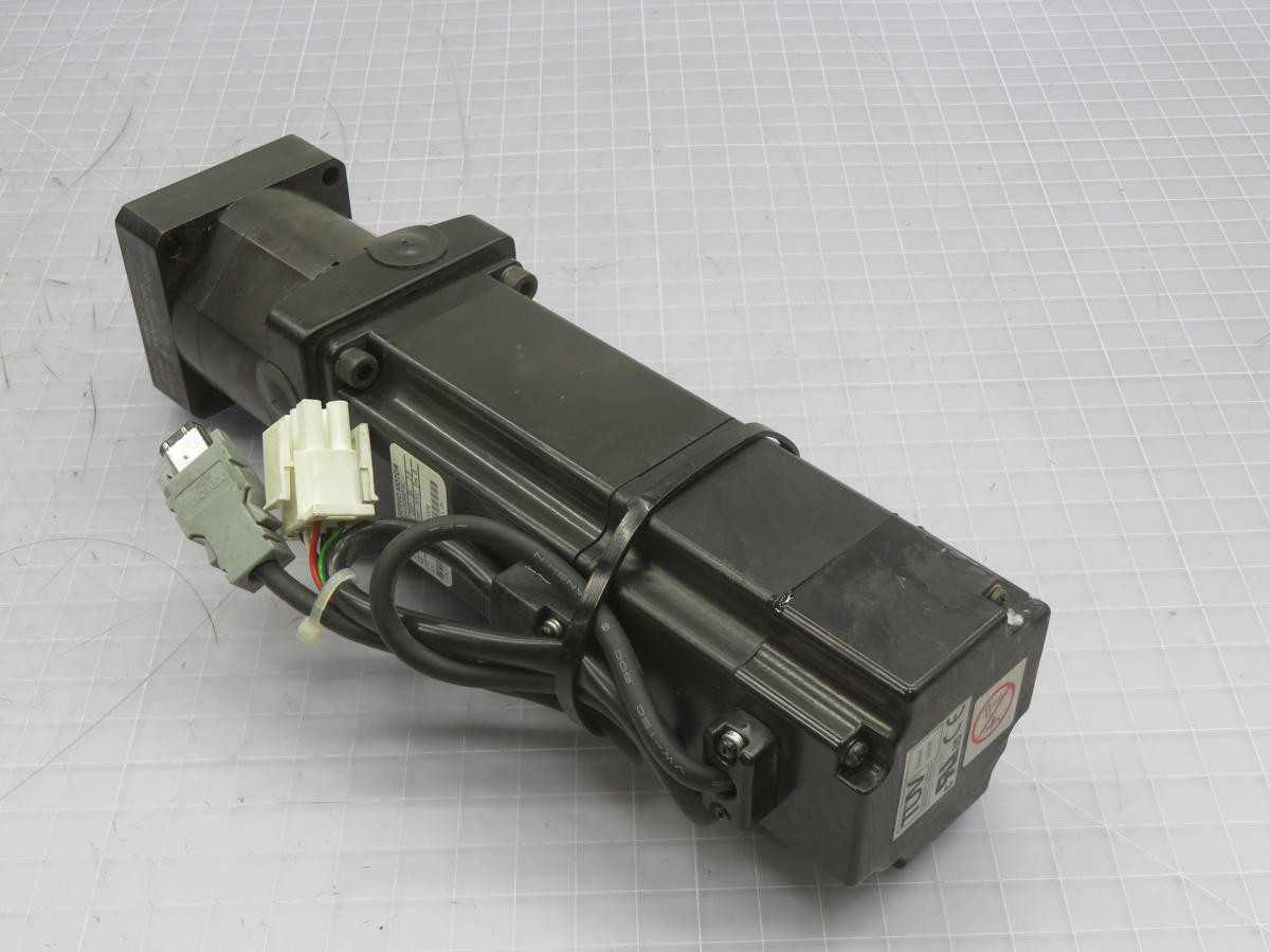 YASKAWA ELECTRIC VLN-060-005 SGMAH-04AAF4C SERVO MOTOR T216344 - SERVO