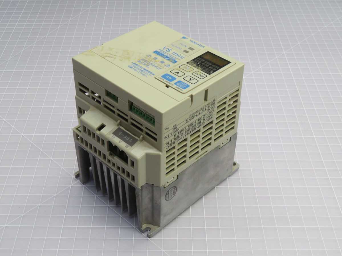YASKAWA CIMR-XCBA20P7 DRIVE INVERTER T256509 - AC VFD DRIVES