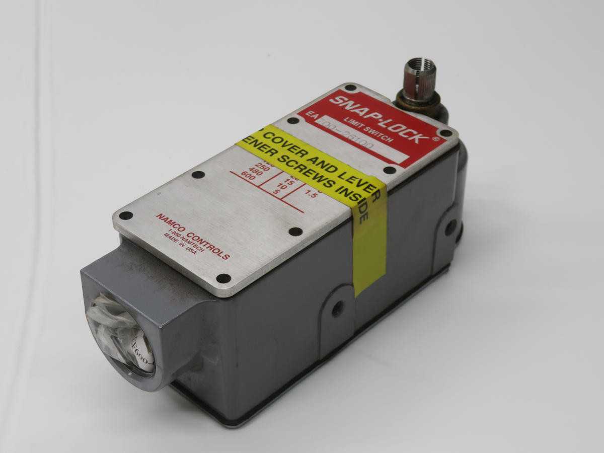 NAMCO EA700-26100 LIMIT SWITCH T230324 - SWITCHES