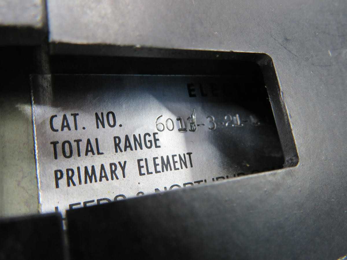 Leeds And Northrup Instrument 601-321 Electromax Temperature Controller - PRESSURE TRANSMITTER