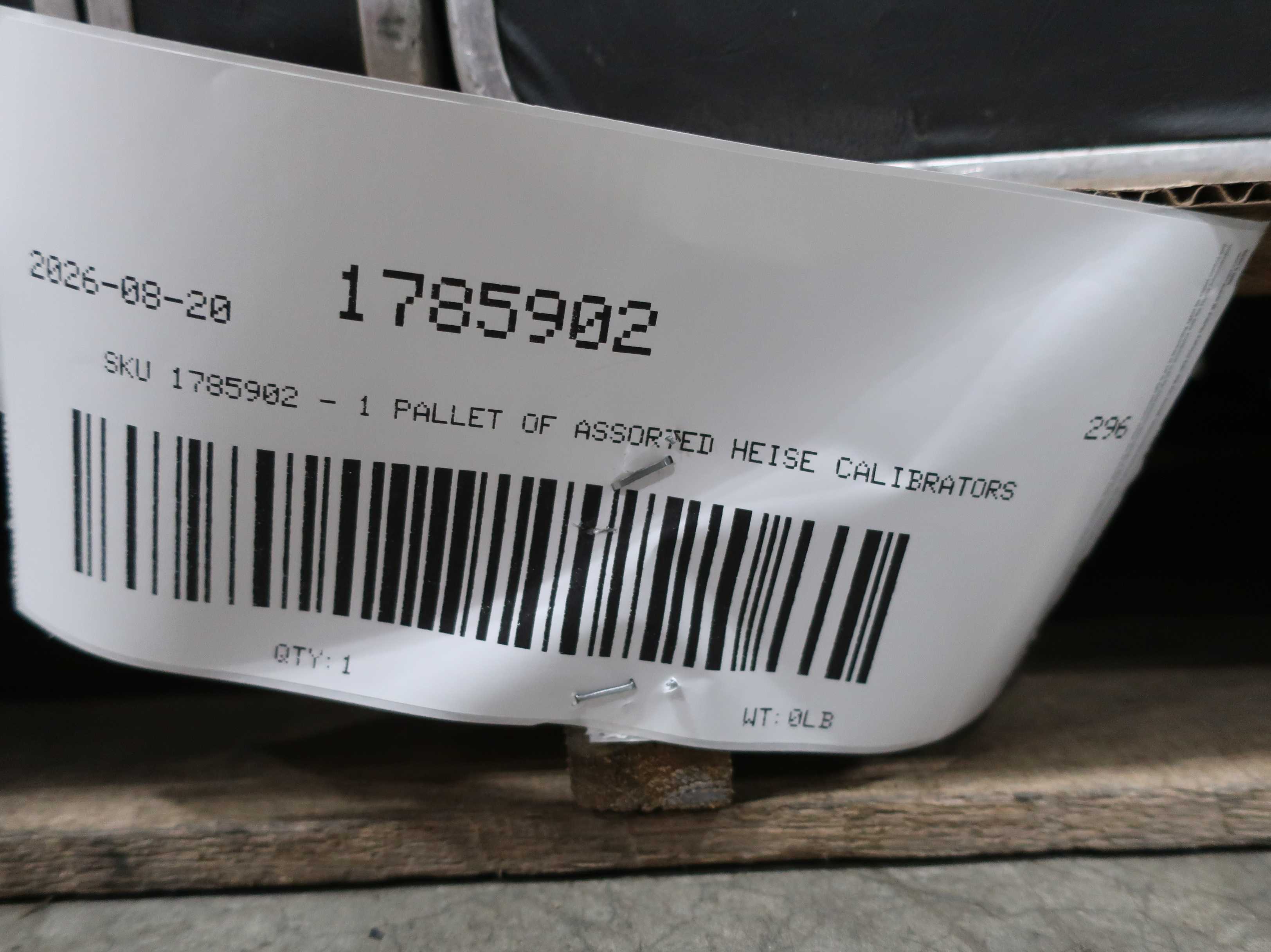 SKU 1785902 - PALLET OF ASSORTED HEISE CALIBRATORS - ELECTRICAL COMPONENTS