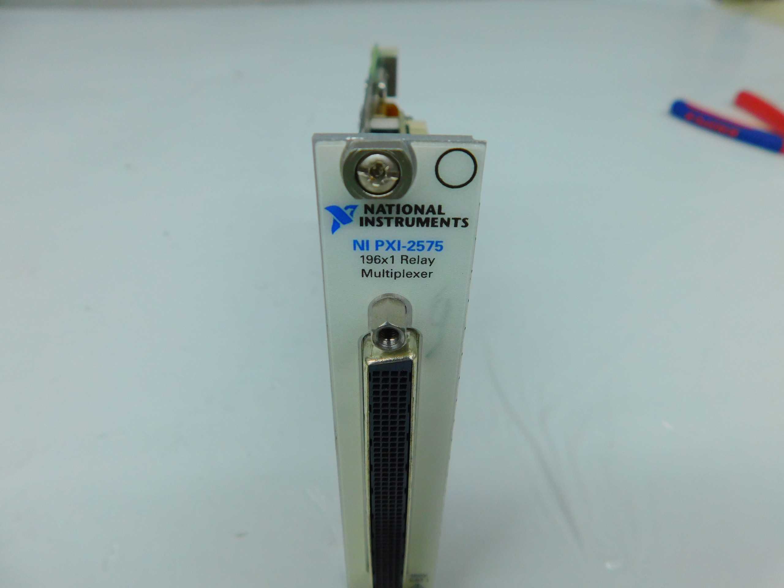 NATIONAL INSTRUMENTS NI PXI-2575 196X1 RELAY MULTIPLEXER - INDUSTRIAL PARTS