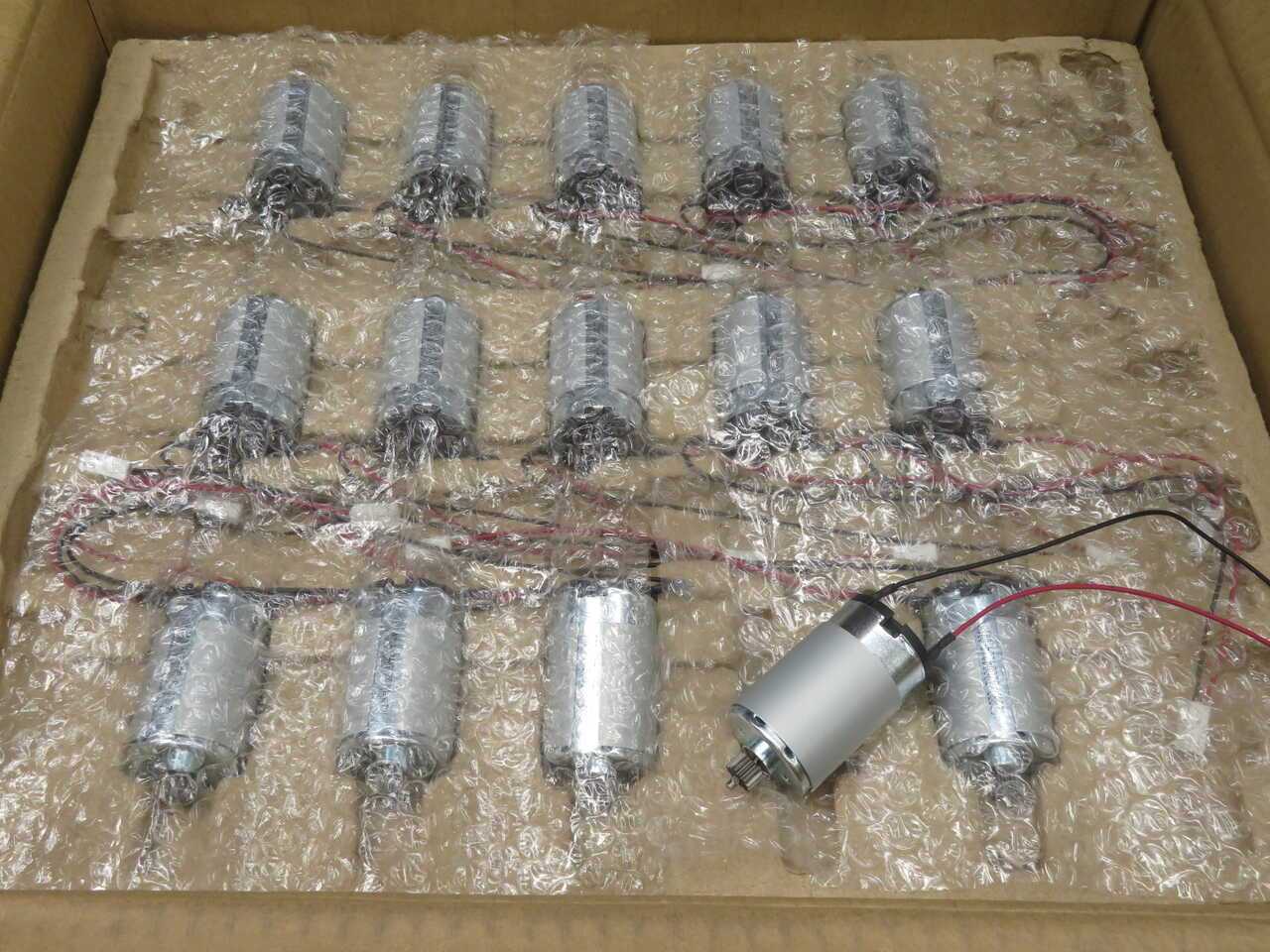 LOT OF 126 HONEYWELL 32004234-001 DC MOTORS - DC MOTOR