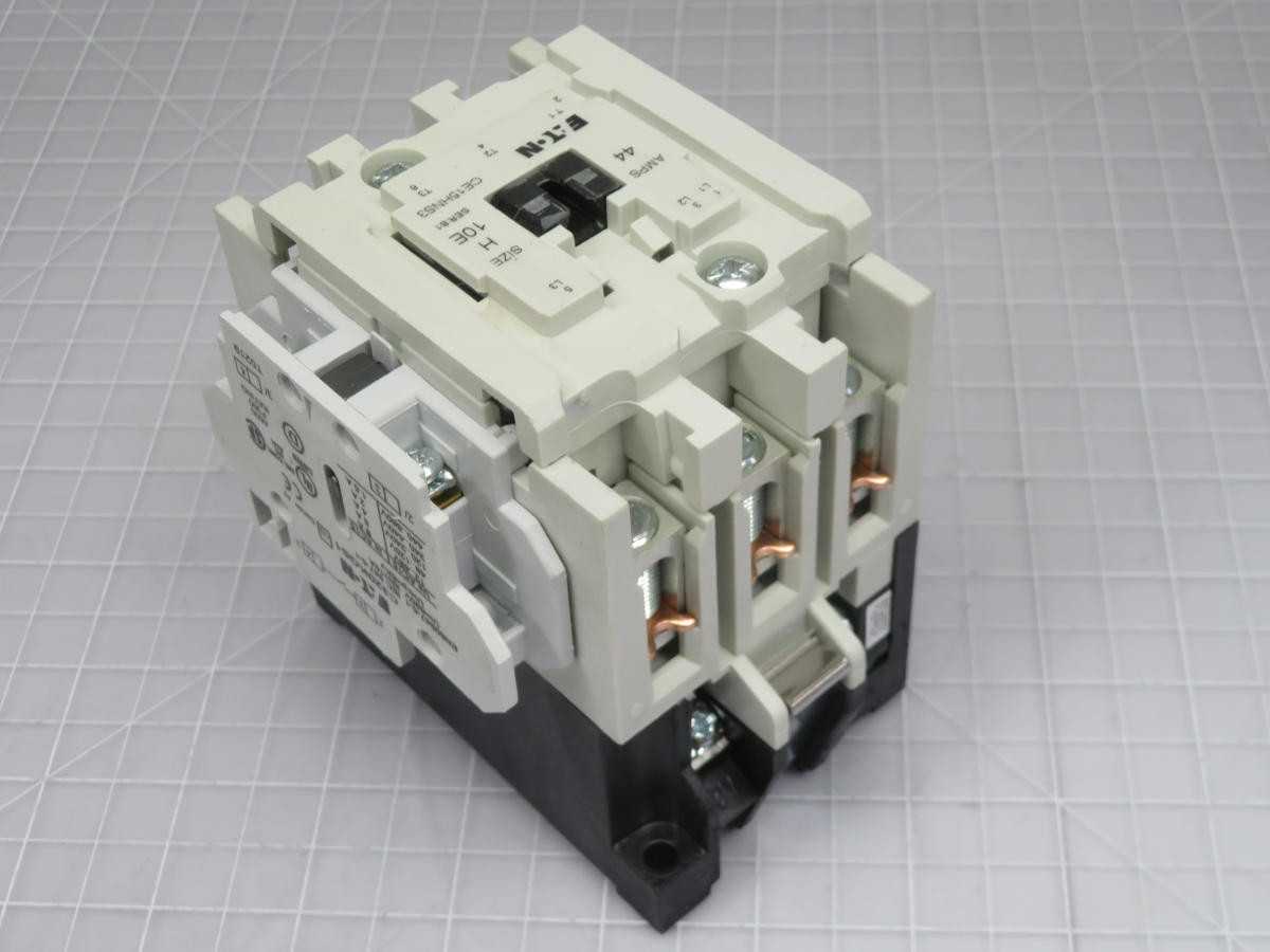 EATON CE15HNS3BB CONTACTOR 3 POLE 44 AMP T200131 - CONTACTORS