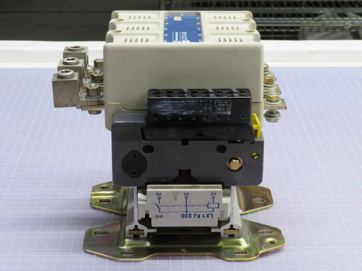 TELEMECANIQUE LC1 FJ 43 CONTACTOR T254663 - CONTACTORS