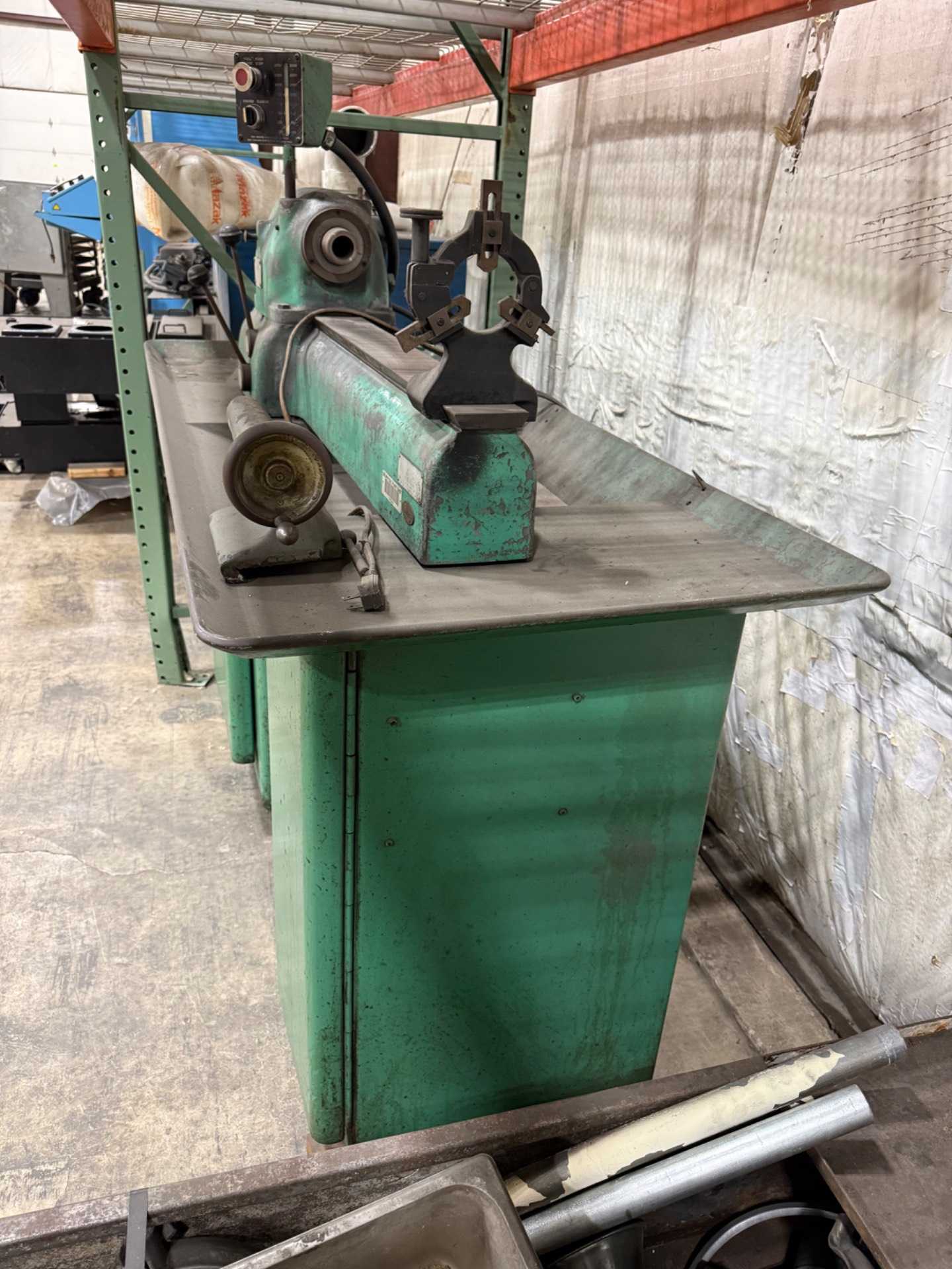 Hardinge DV-59 Turret Lathe, 460V, 1 HP, 3500 RPM, 18'' Distance Between Centers - MANUAL LATHES