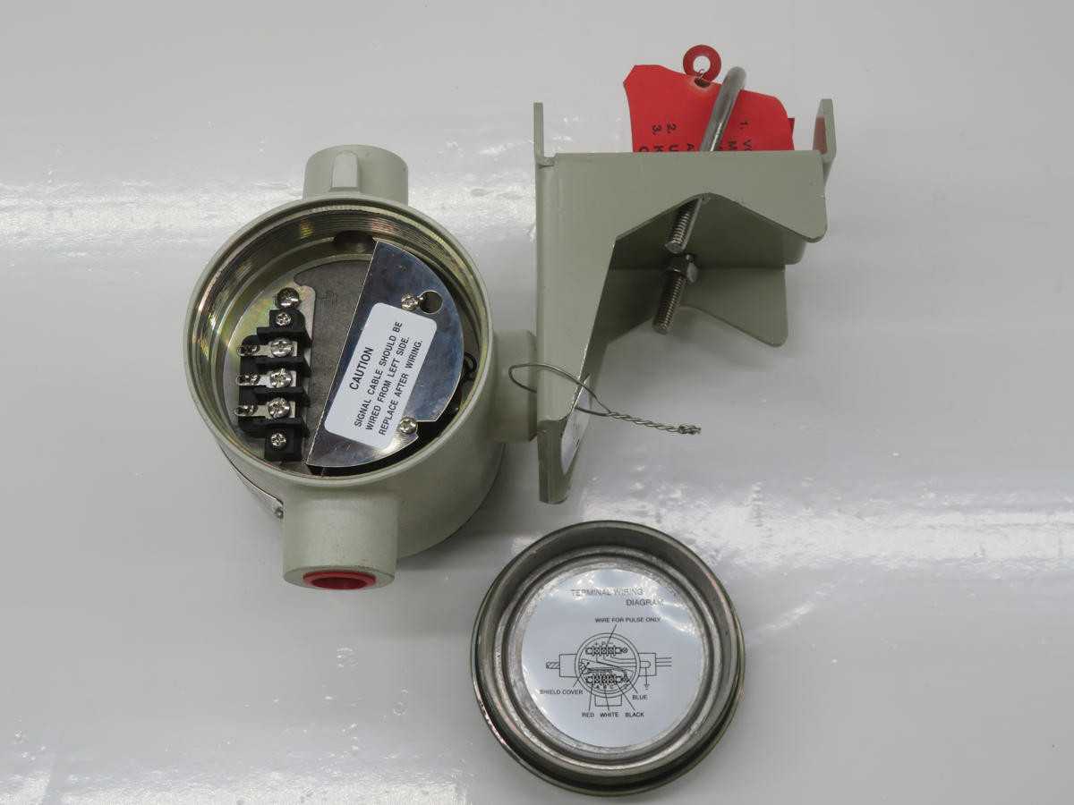 YOKOGAWA YFA11 VORTEX FLOW CONVERTER T241057 - FLOW MEASUREMENT