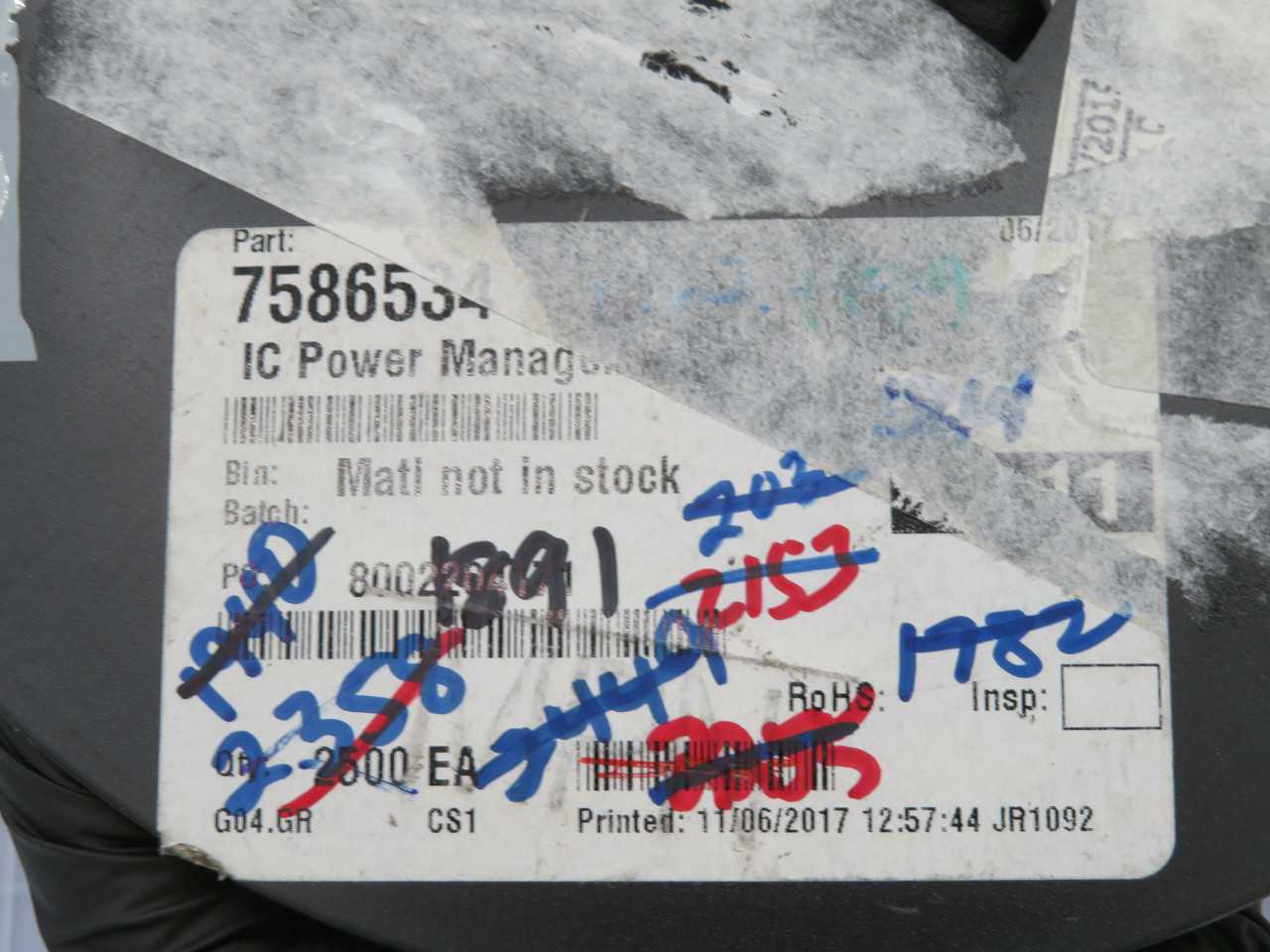 LOT OF 1200 7586534 IC POWER MANAGER T189858 - POWER SUPPLIES