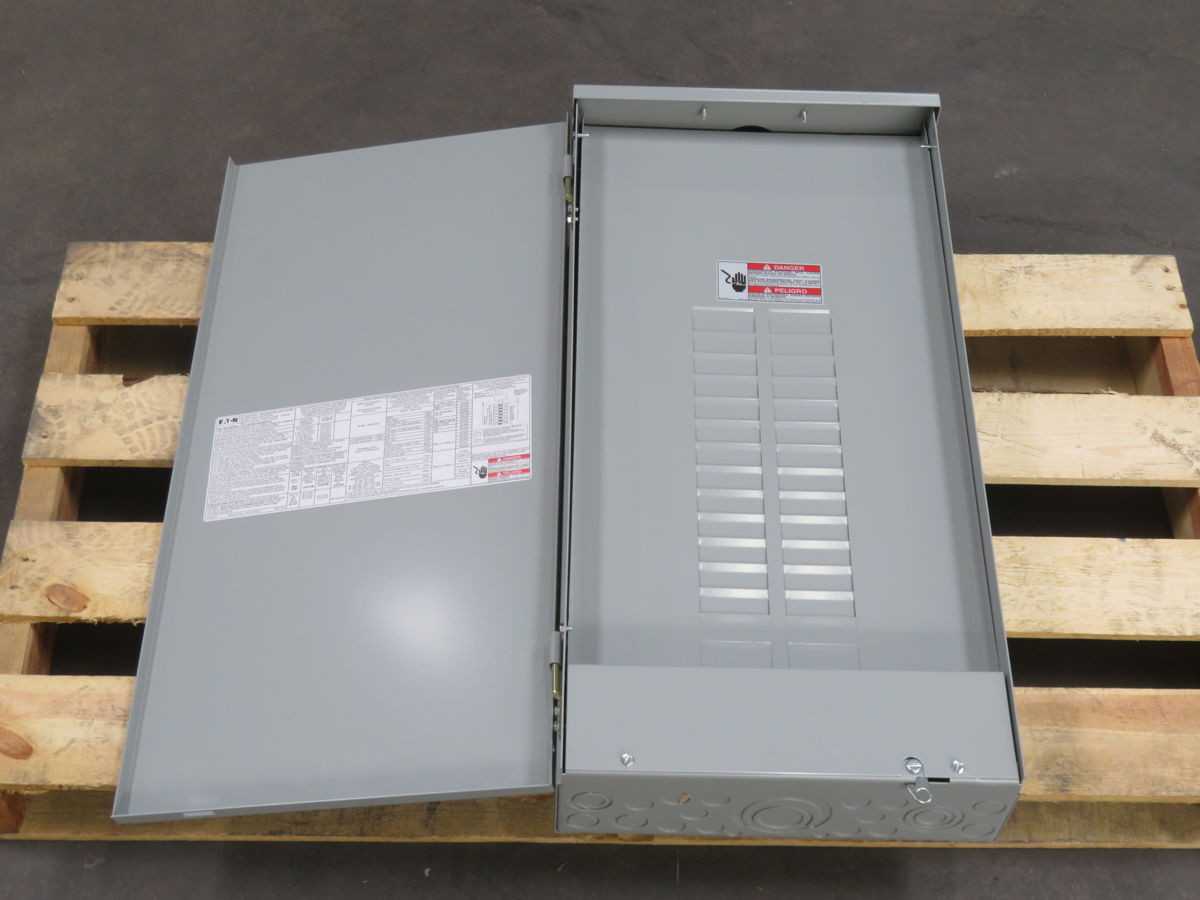 EATON BR3040L200R MAIN DOOR LUG LOAD CENTER T243762 - CIRCUIT BREAKERS