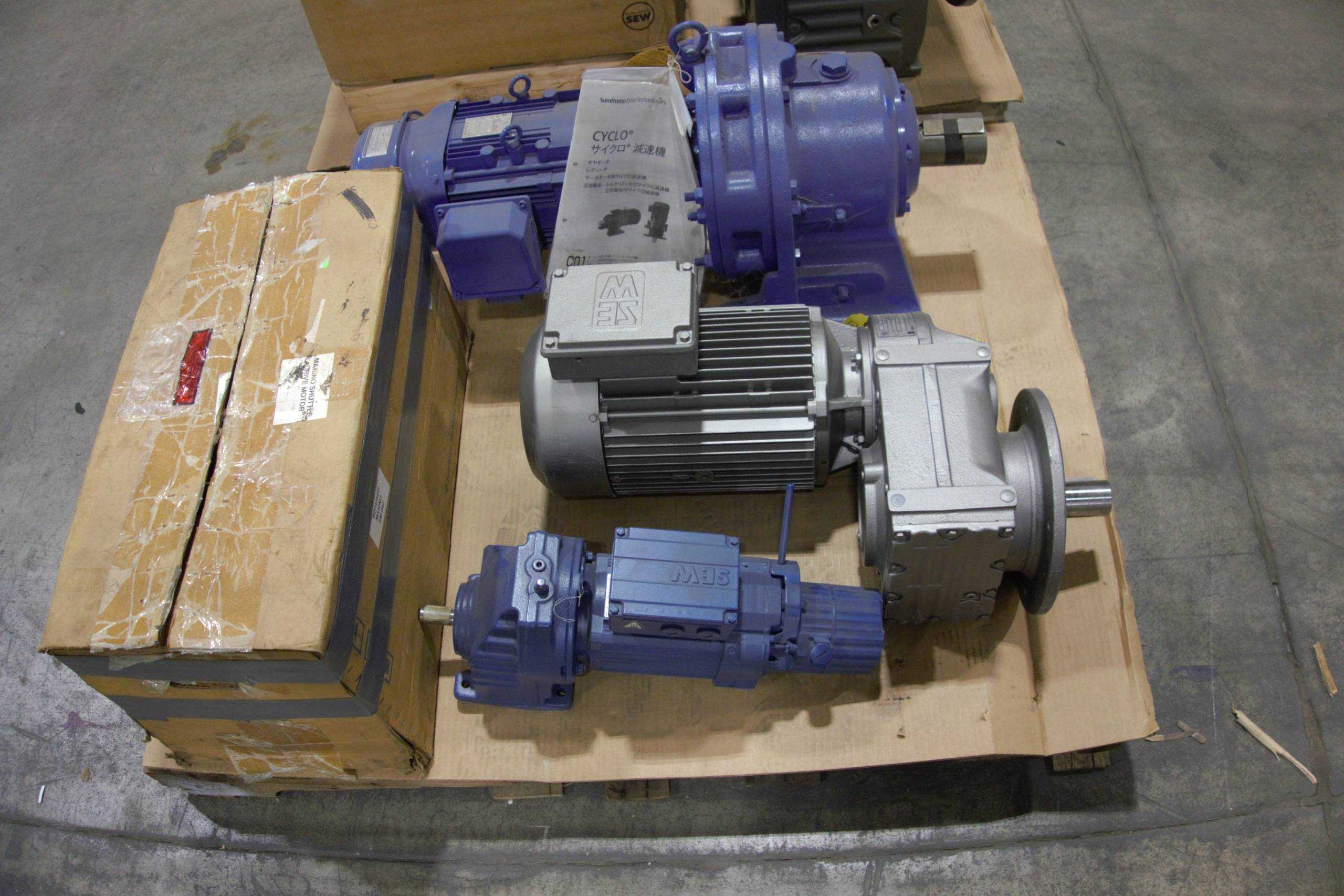 SKU 1786857 - 2 PALLETS OF ASSORTED SEW-EURODRIVE GEARMOTORS - GEARMOTOR