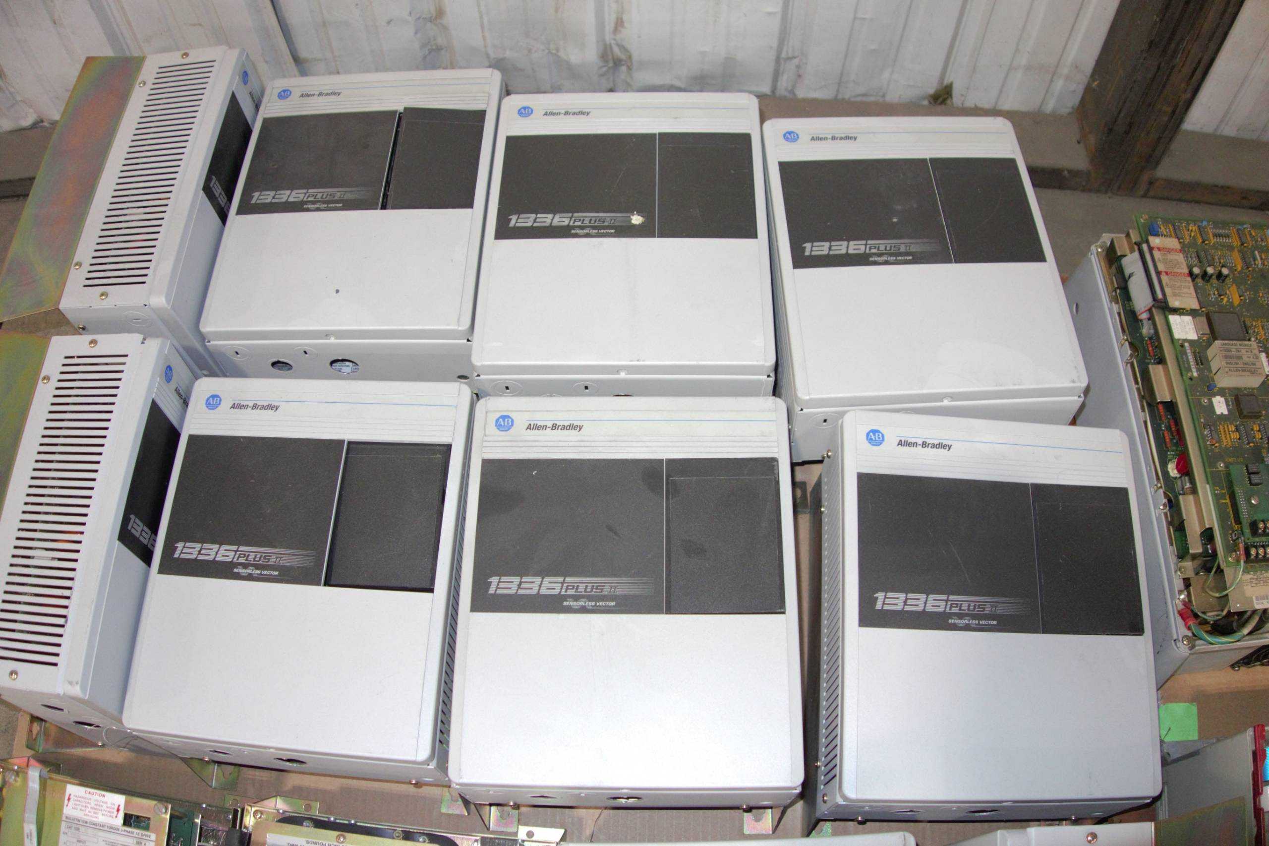Allen Bradley AC Motor Drives - 2 Pallets of Assorted SKU 1779690 - MOTOR DRIVES