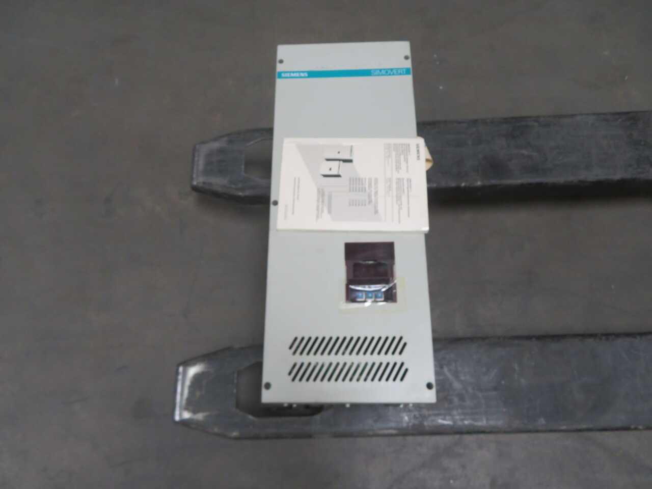 SIEMENS 6SE2133-3AA01 FREQUENCY INVERTER T272369 - SERVO MOTORS