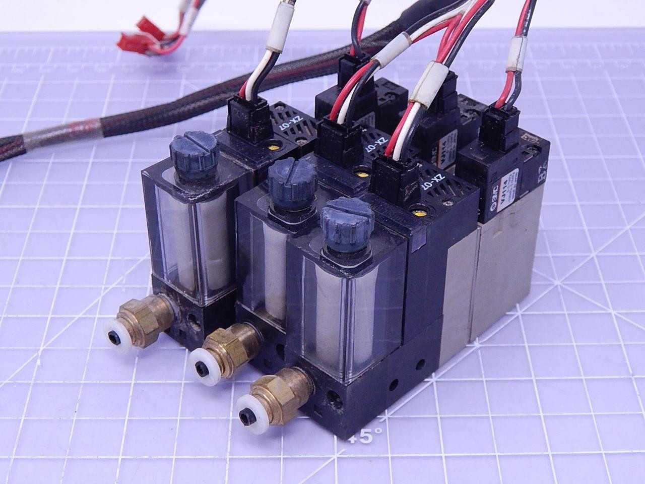 LOT OF 3 SMC VJ114 VACUUM SWITCHES T111773 - SWITCHES
