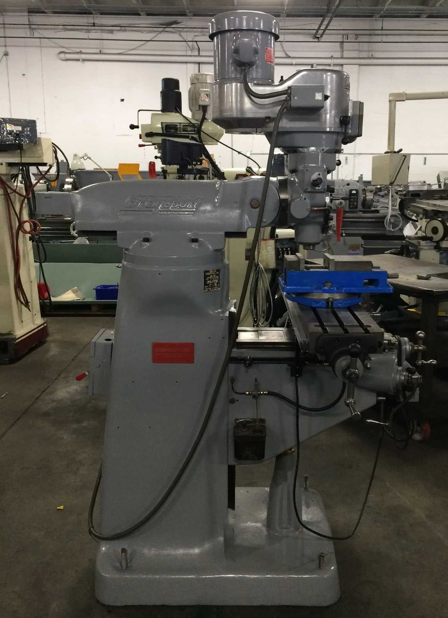 BRIDGEPORT SERIES I VERTICAL MILLING MACHINE, 2 HP, 60-4200 RPM, 9X42 TABLE, R8, 2-AXIS DRO - VERTICAL MILLING MACHINES