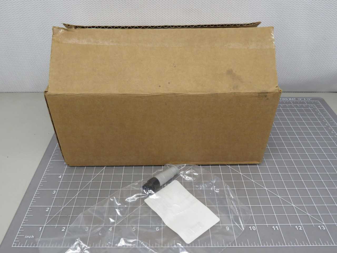LOT OF 45 WOODHEAD 1300390382 DND100 DEVICENET 5P TERMINATOR MALE MICROCHANGE T154310 - PLUGS & RECEPTACLES