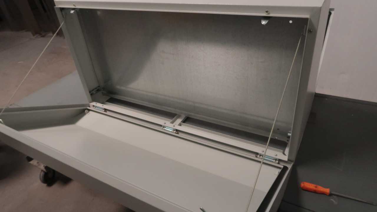 RITTAL CABINET ENCLOSURE CONTROL CONSOLE 47X23X25 T159084 - ELECTRICAL ENCLOSURES