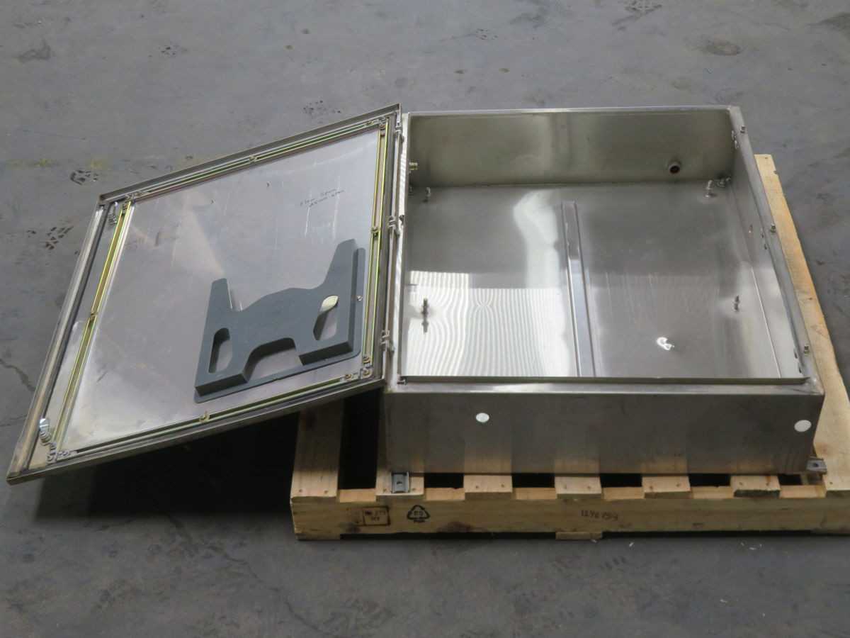 HOFFMAN A-160 STAINLESS STEEL INDUSTRIAL CONTROL PANEL ENCLOSURE T254012 - ELECTRICAL ENCLOSURES