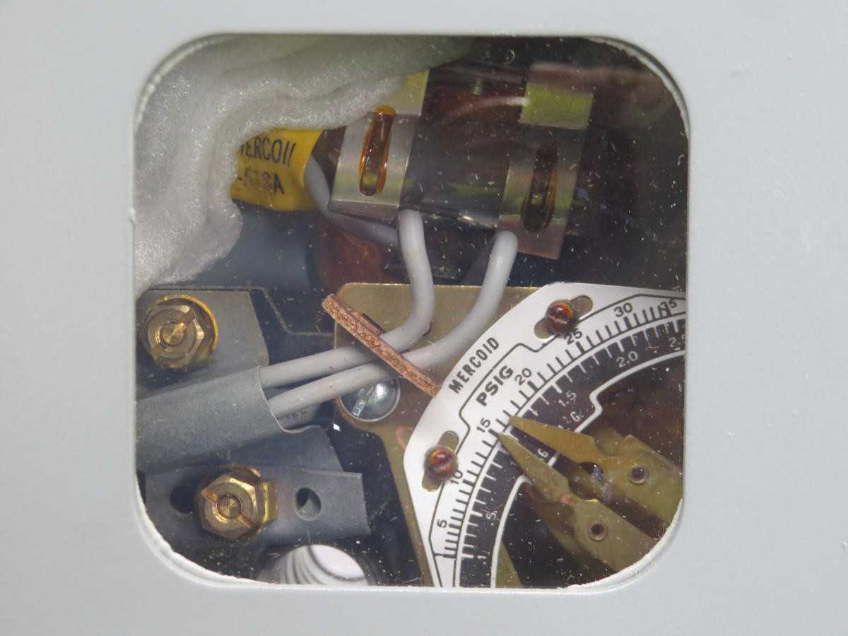 DWYER DAW 33-3-4 PRESSURE SWITCH T242364 - PRESSURE MEASUREMENT