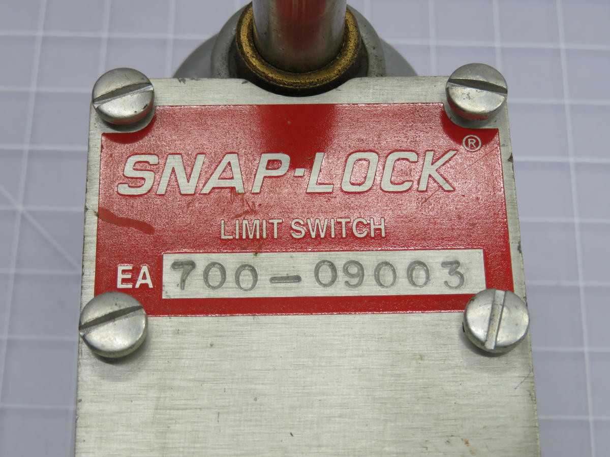 NAMCO EA700-09003 SNAP-LOCK LIMIT SWITCH T235168 - SWITCHES
