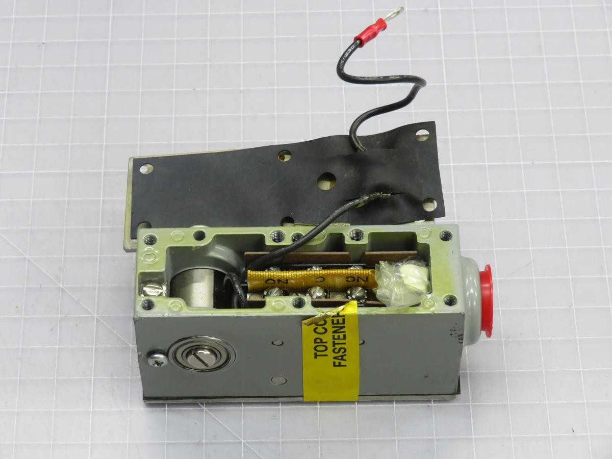 NAMCO EA15030145 SNAP-LOCK LIMIT SWITCH T229003 - SWITCHES