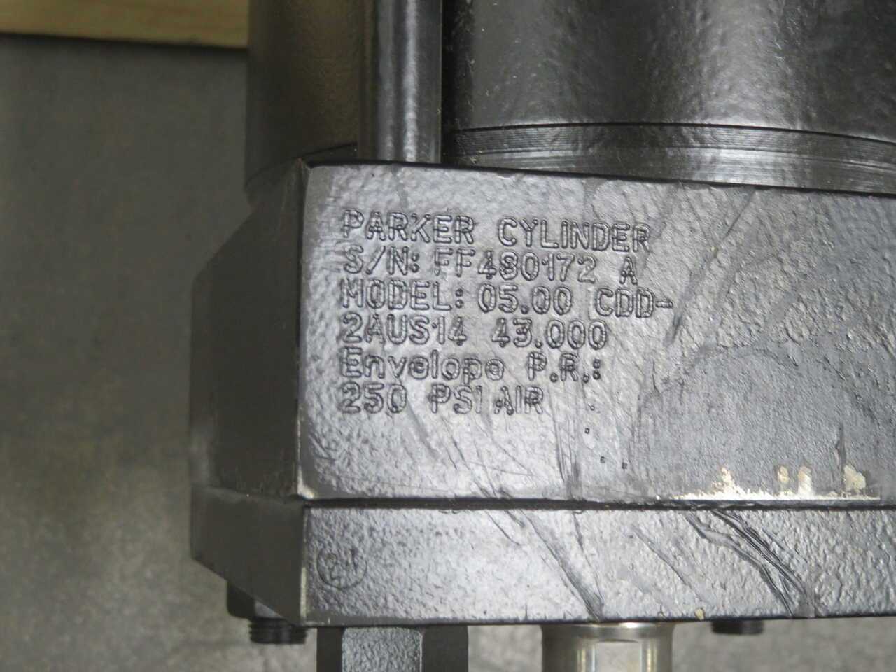 PARKER 05.00 CDD-2AUS14 43.000 DOUBLE ACTING PNEUMATIC CYLINDER T270904 - PNEUMATIC CYLINDER