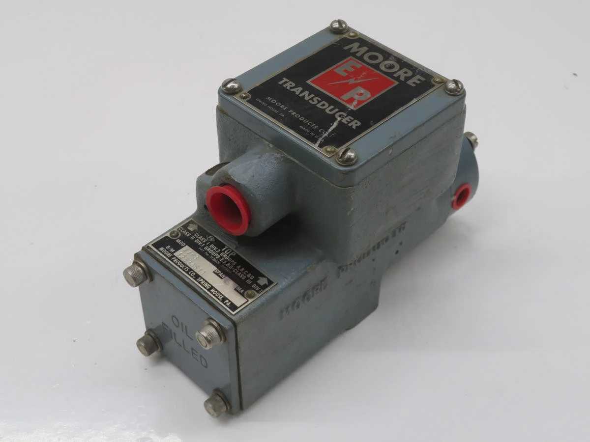 MOORE 77-3 TRANSDUCER / EP T241809 - PRESSURE TRANSMITTER