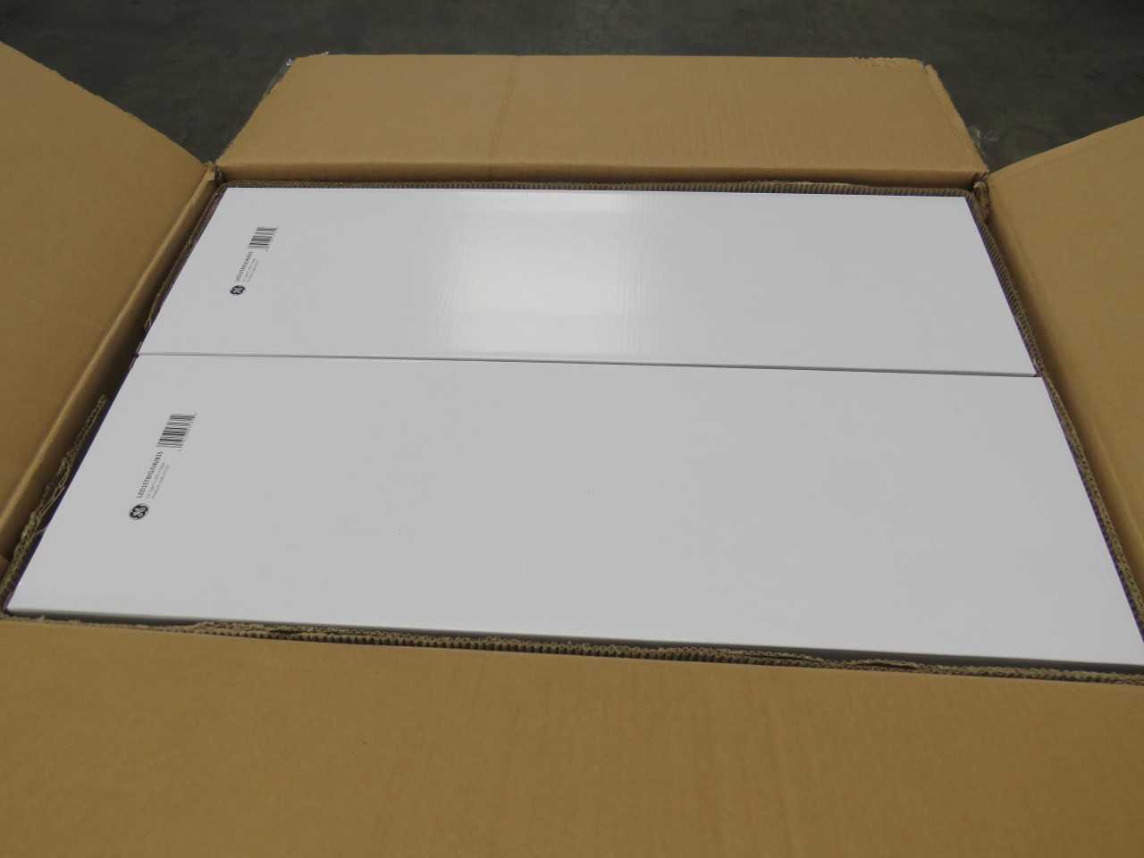 LOT OF 360 GE 43135 LED15T8/G/U6/835 T8 13 WATT 22.5 INCH U SHAPED LED TUBES MEDIUM B-PIN (G13) 3500 - LIGHTING