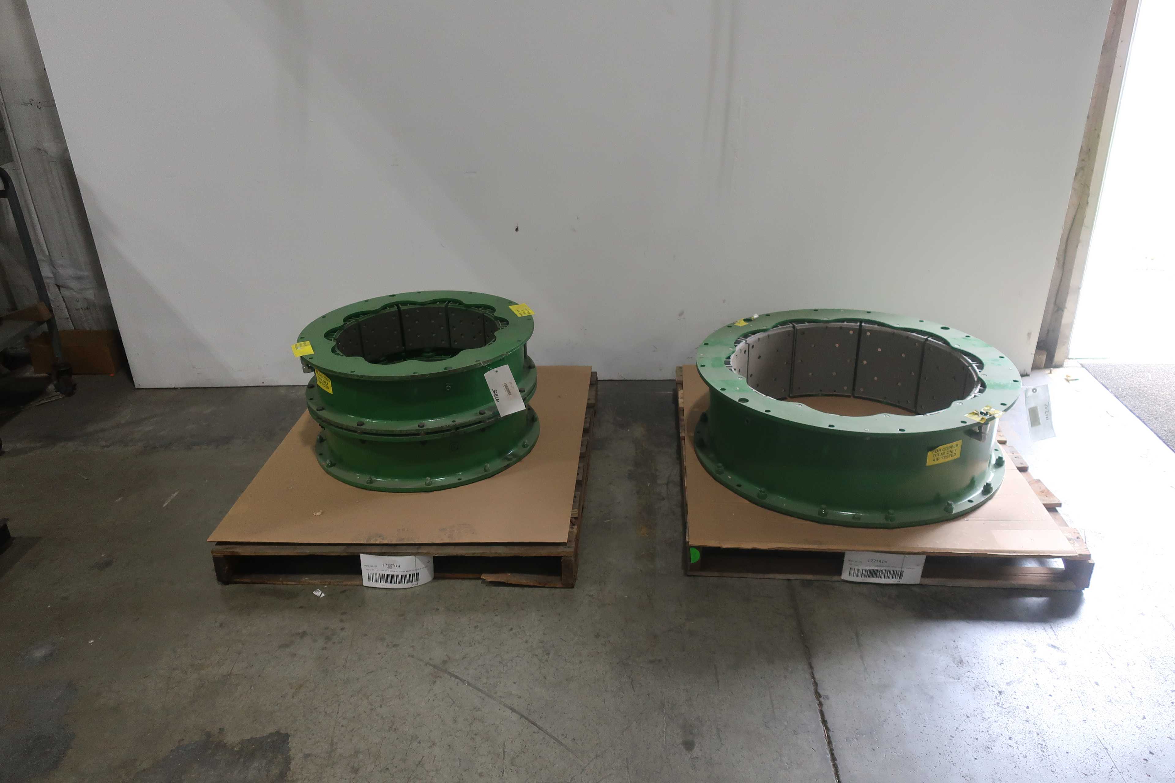 SKU 1771414 - LOT OF 2 ASSORTED EATON BRAKE CLUTCH ELEMENTS - BRAKES & CLUTCHES