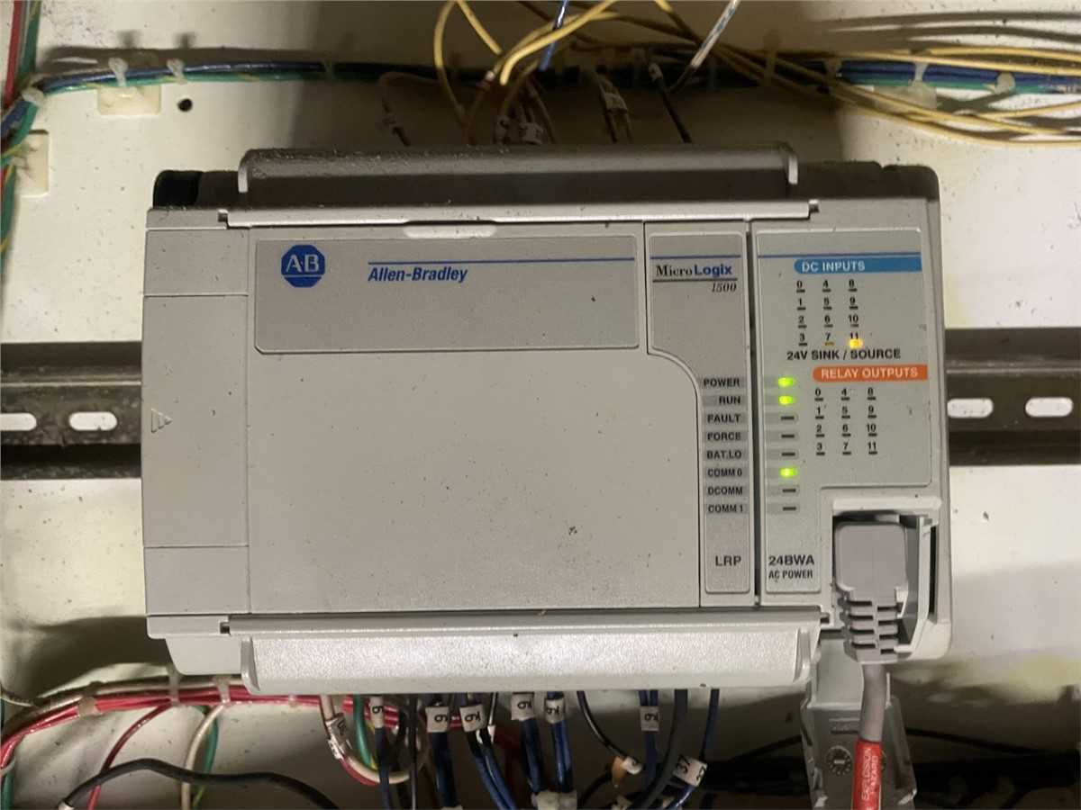 Conair B32 Load Control For Central Vacuum System - OPERATOR CONTROLS