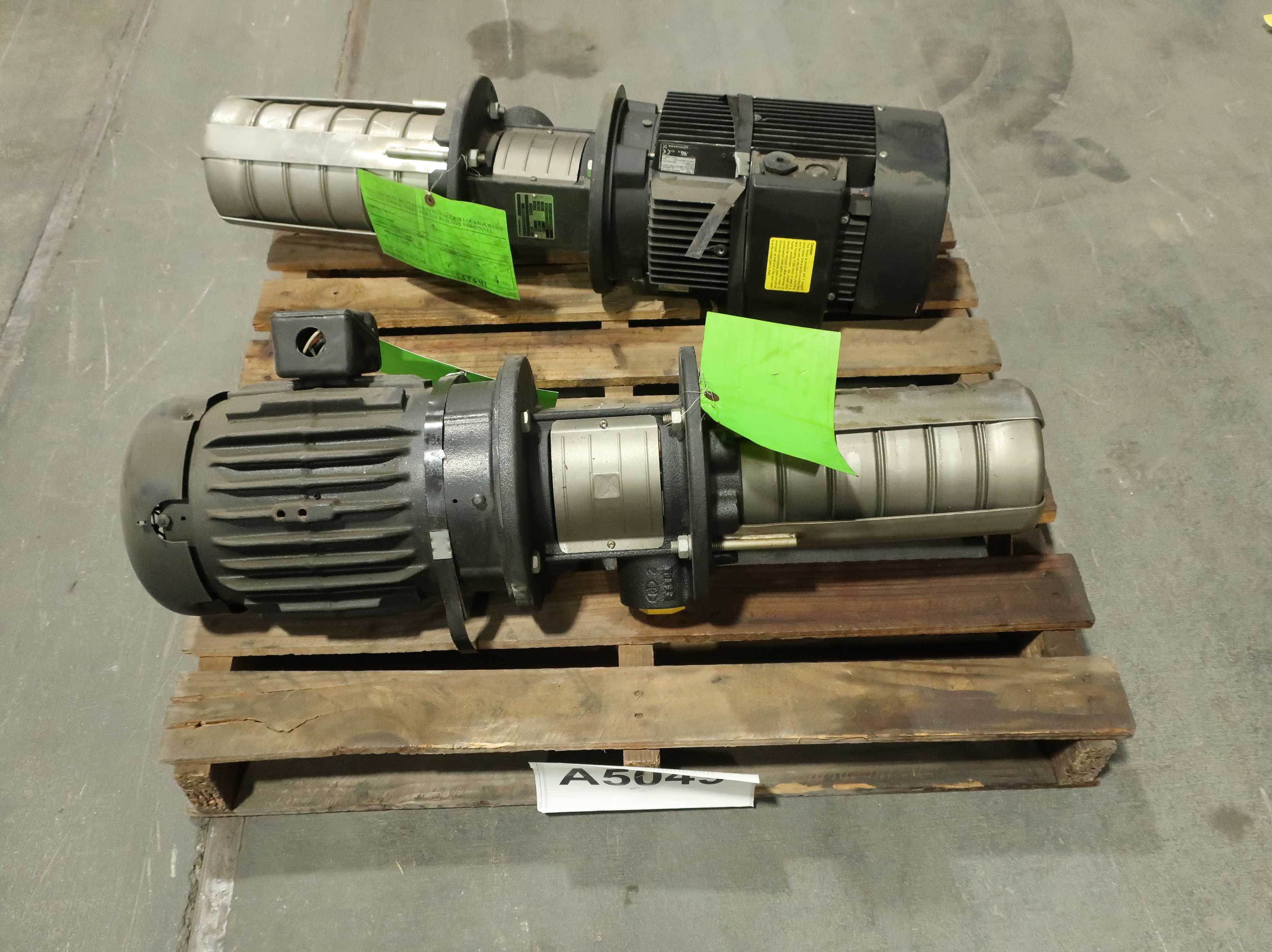 LOT OF 2 GRUNDFOS VERTICAL PUMPS - PUMPS