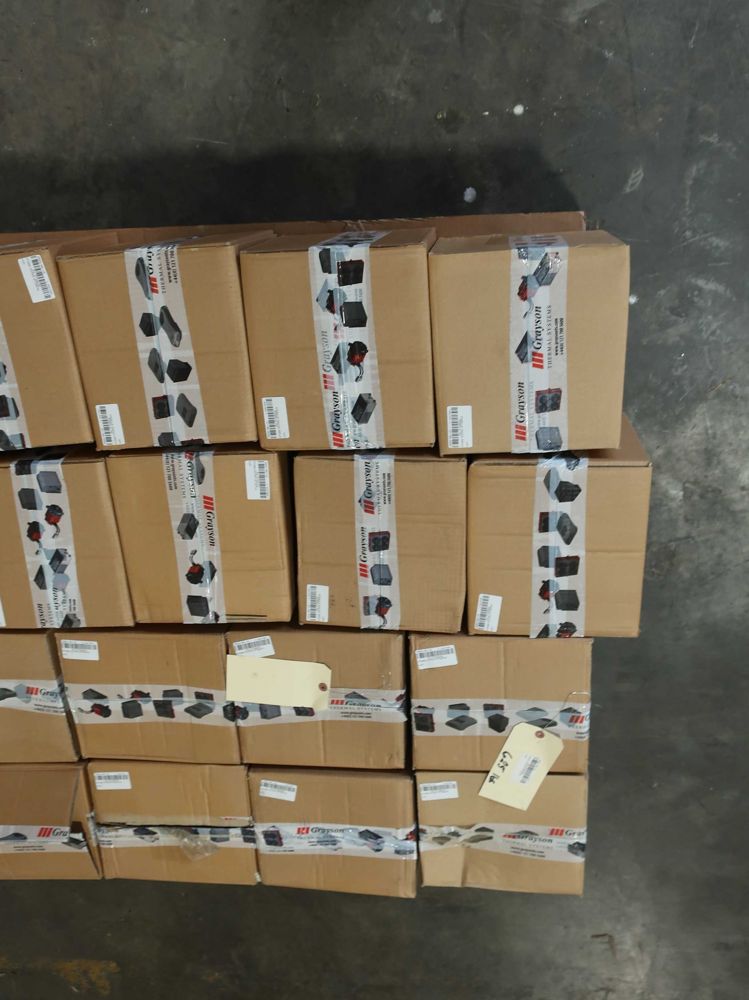 SKU 1776464 - LOT OF 18 GRAYSON WP-6751-101 OEM ELECTRIC WATER PUMPS - PUMPS