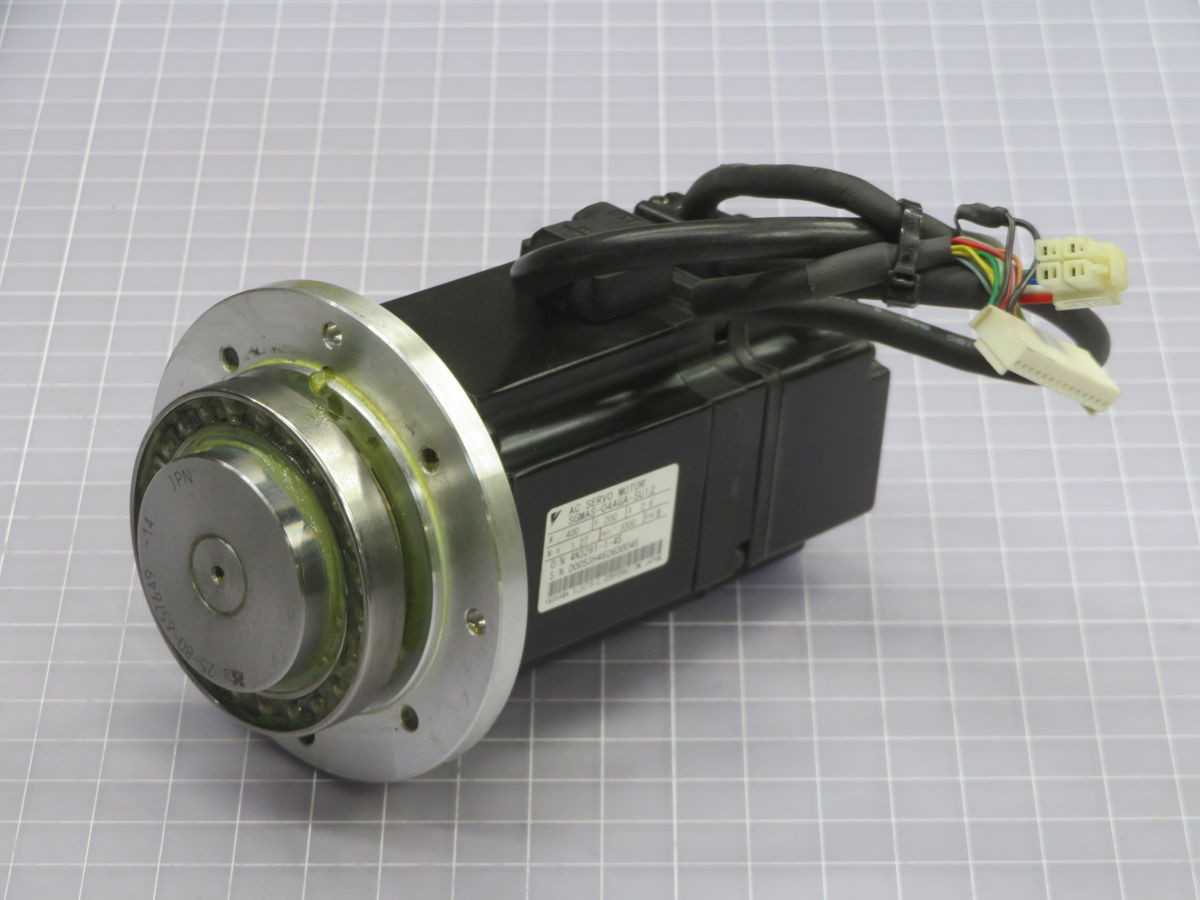 YASKAWA SGMAS-04AGA-SU12 AC SERVO MOTOR T246594 - SERVO