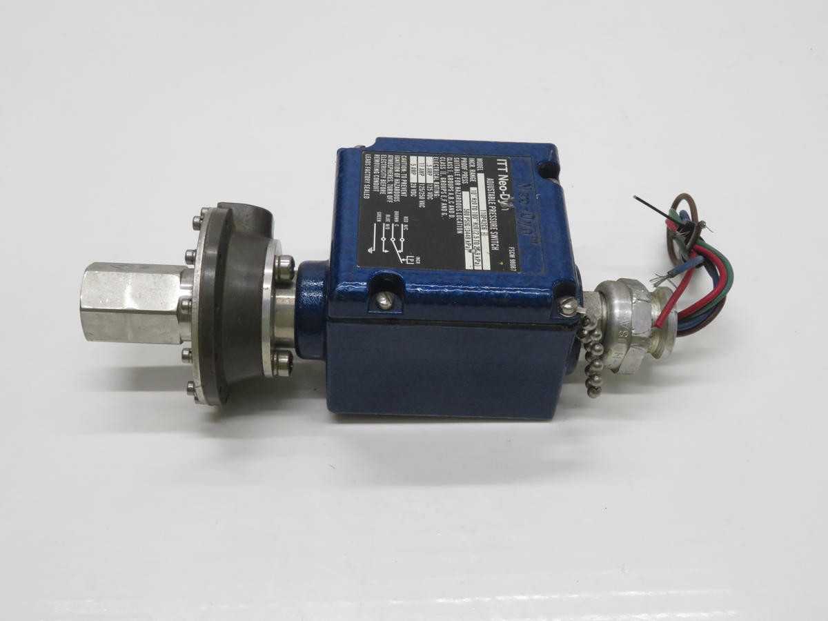 ITT 110P42C6 NEO-DYN ADJUSTABLE PRESSURE SWITCH T213273 - SWITCHES