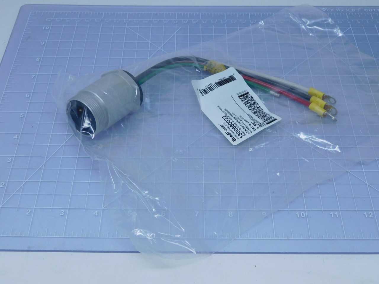LOT OF 50 BRADPOWER 05953634 1300660022 12IN NPT WIRING TERMINAL 8IN #10/1 PVC WIRE LEADS T138645 - PLUGS & RECEPTACLES