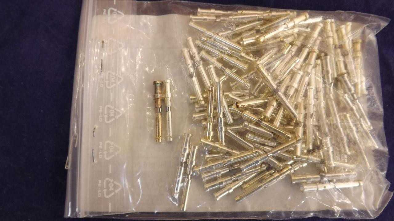LOT OF 736 THOMAS & BETTS FP20SD FEMALE CRIMP CONTACTS T22111 - CONTACTORS