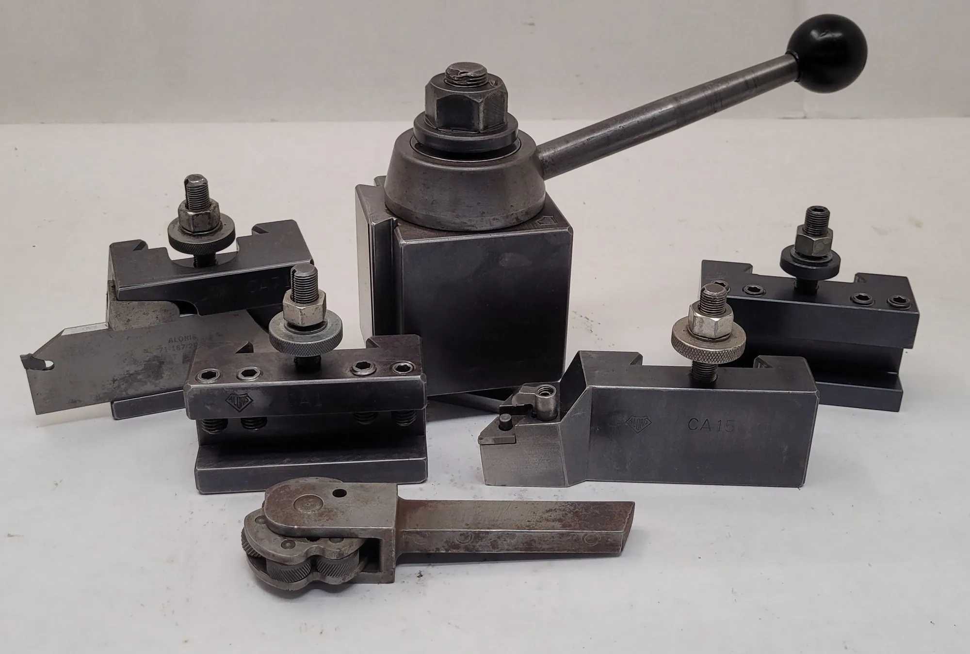 Aloris CA Quick Change Tool Post With Holders 6 Piece Set - MACHINING ACCESSORIES & TOOLING