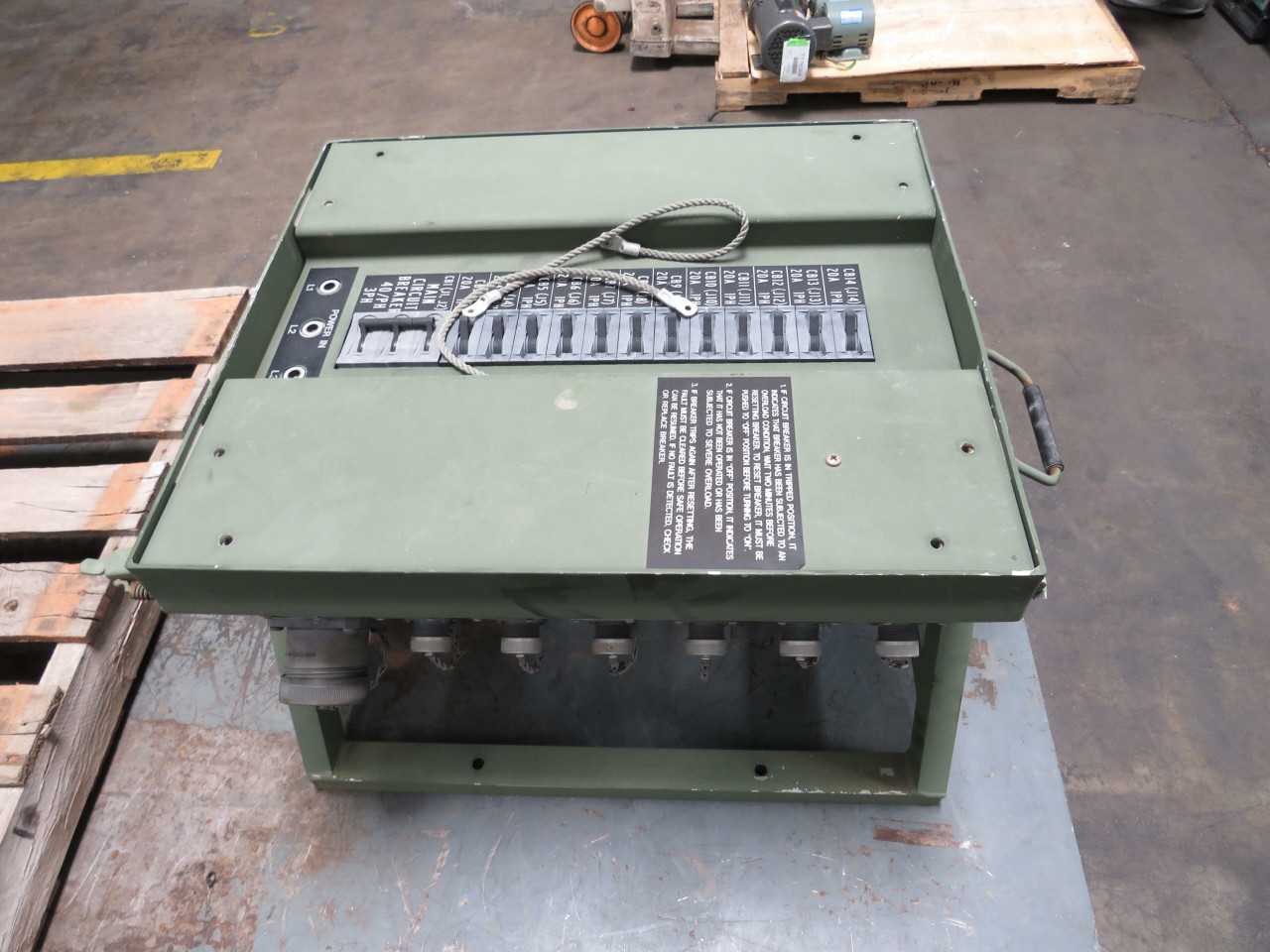 M40 A/P 97403-13229E6353 POWER DISTRIBUTION CIRCUIT BREAKER SYSTEM 12 X 20 MAP 1 X 40 AMP T177135 - HORIZONTAL MACHINING CENTERS