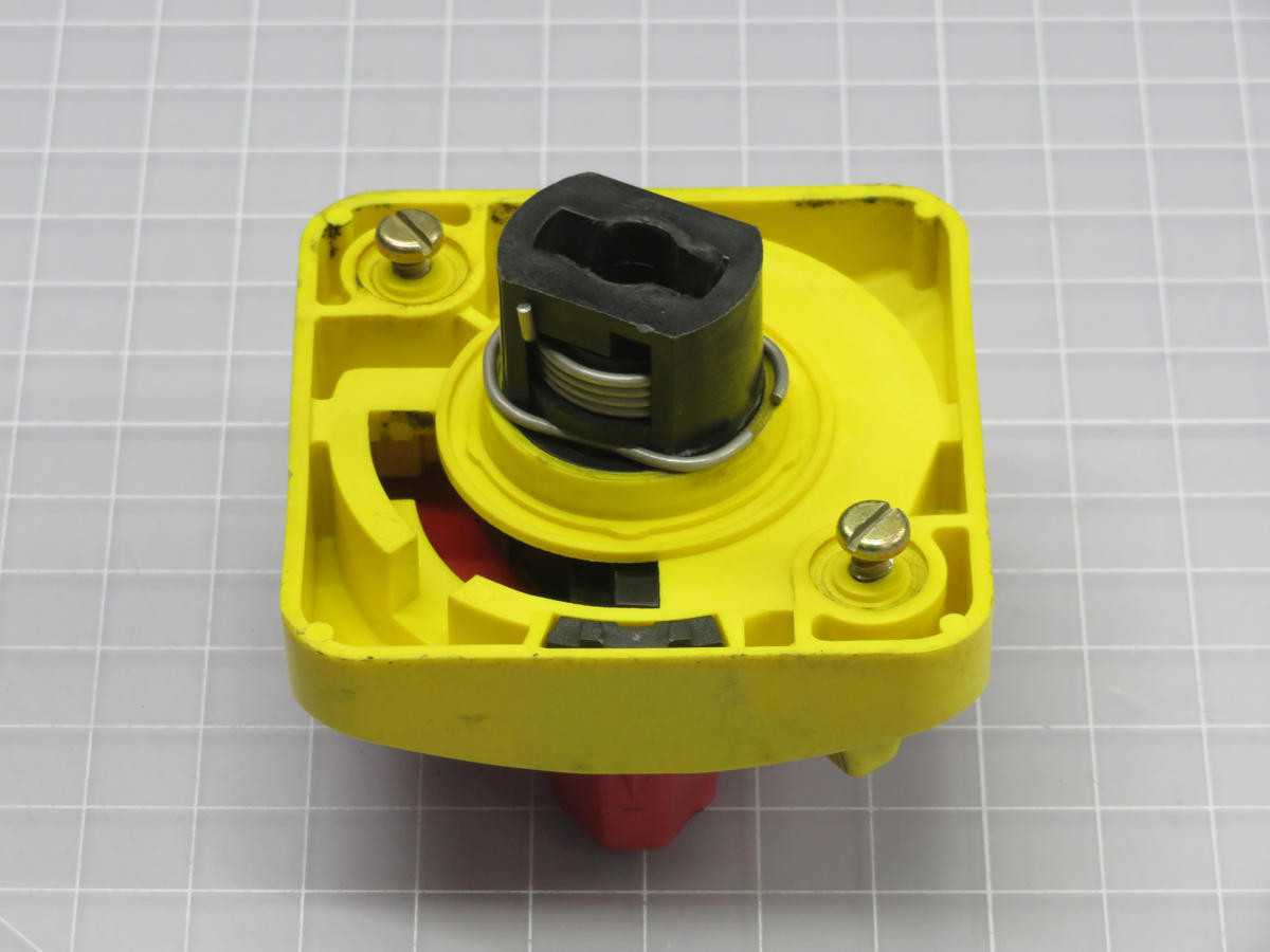 ALLEN BRADLEY 194R-HS4E DISCONNECT OPERATING HANDLE T220593 - DISCONNECT SWITCHES