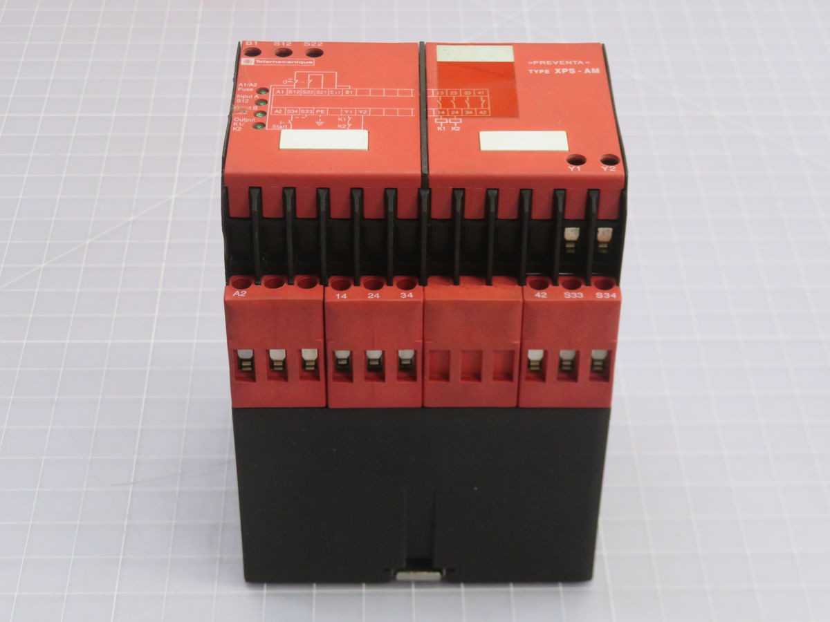 Telemecanique XPS-AM Safety Relay T250451 - Reliable Safety Solution - SWITCHES