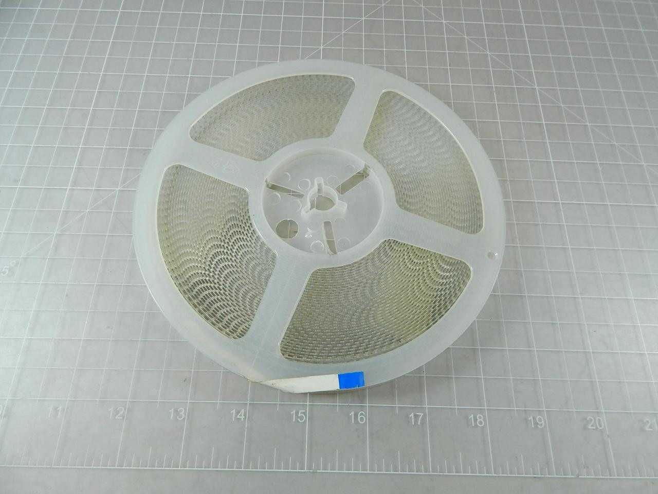 LOT OF 4000 AVX KYOCERA W2F15C1038AT1A 758933-001 1110-2098413060 FEED THROUGH CAPACITOR 50VOLTS 100 - ELECTRICAL COMPONENTS