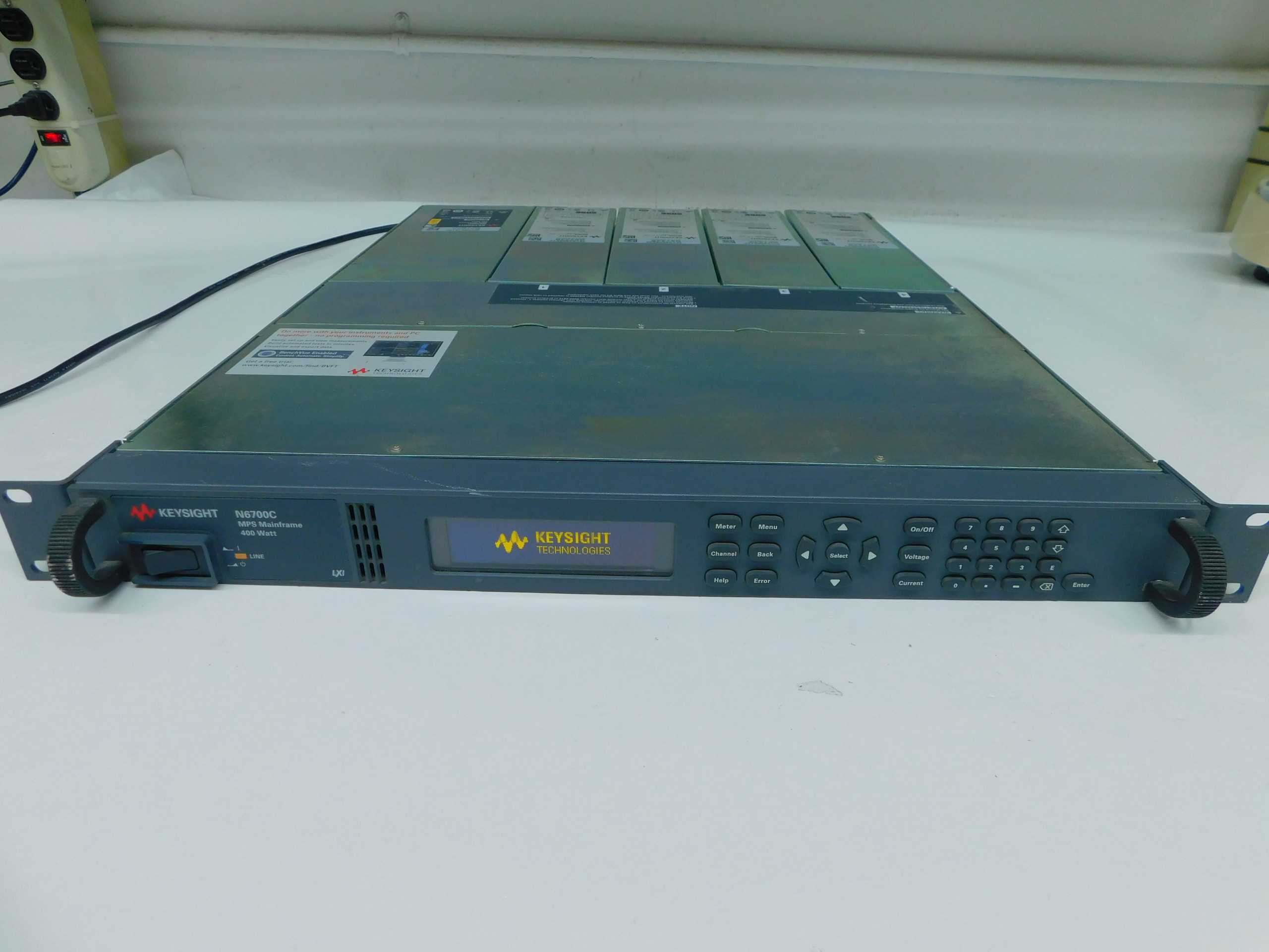 Keysight N6700C N6744B Modular Power Supply With 4 Modules - ANALYZER