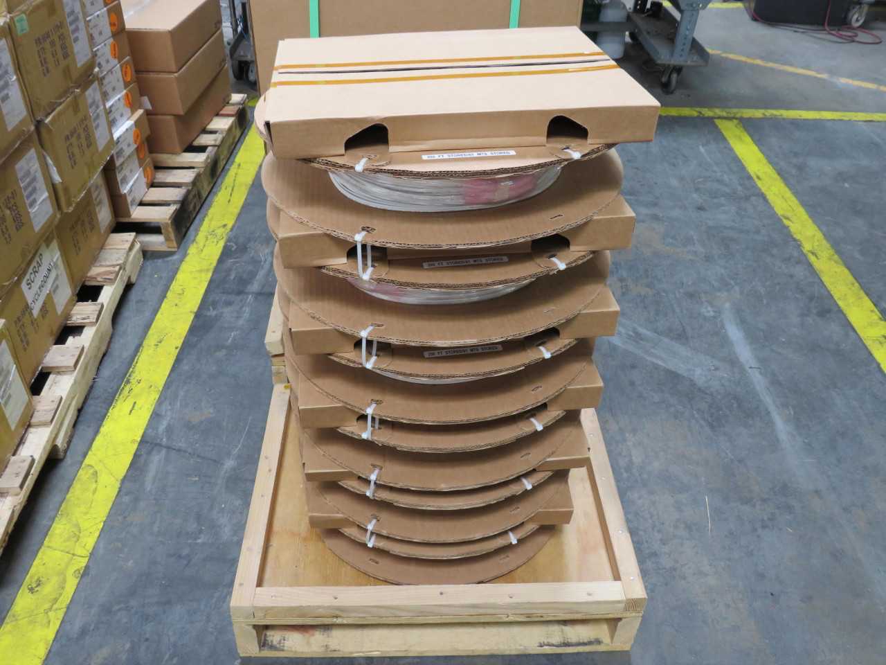 COMMSCOPE RCP-4KAPUE06100 FIBER OPTIC CABLE KITS ( 5 ROLLS OF 200 FT) T163769 - FIBER OPTIC CABLE